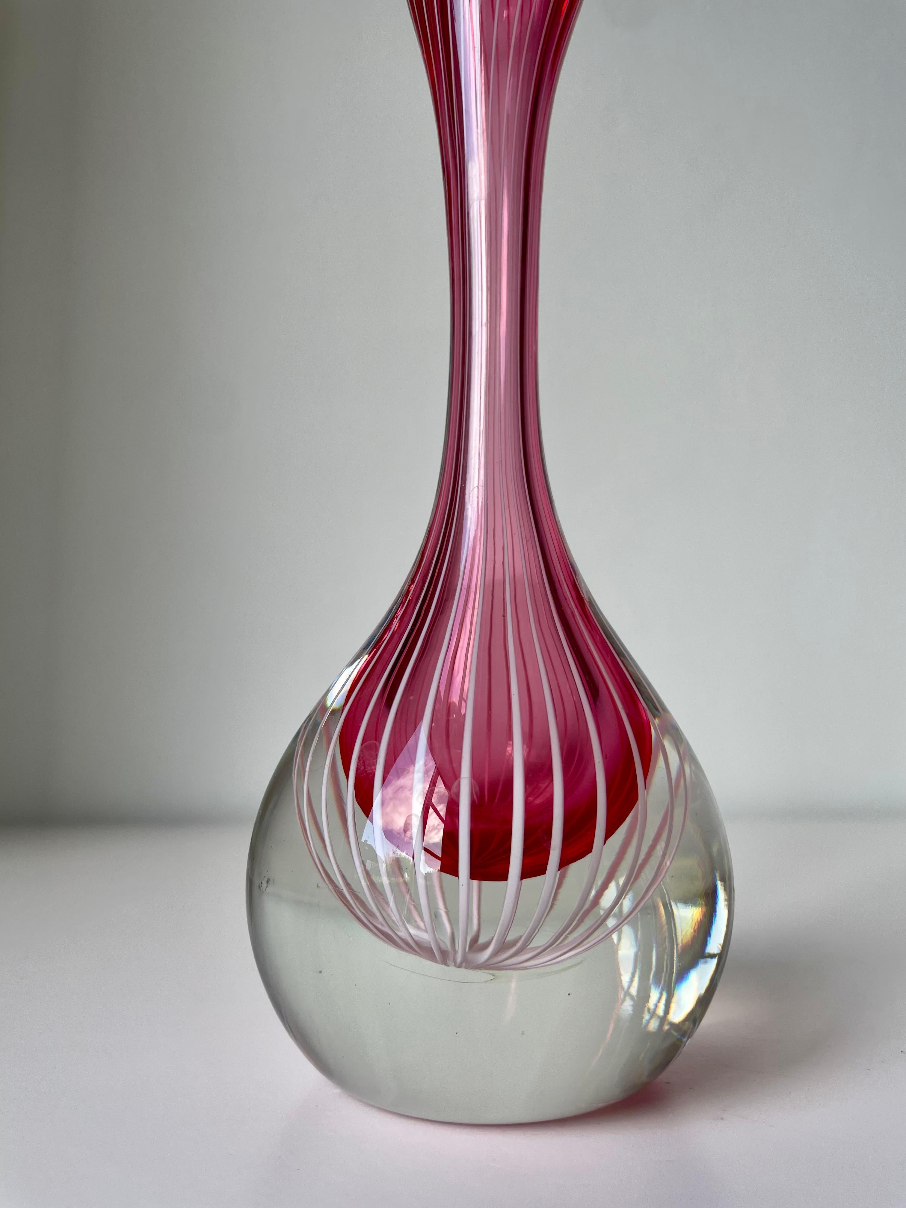 Vicke Lindstrand for Kosta Boda Pink White Striped Art Glass Vase, 1950s 4