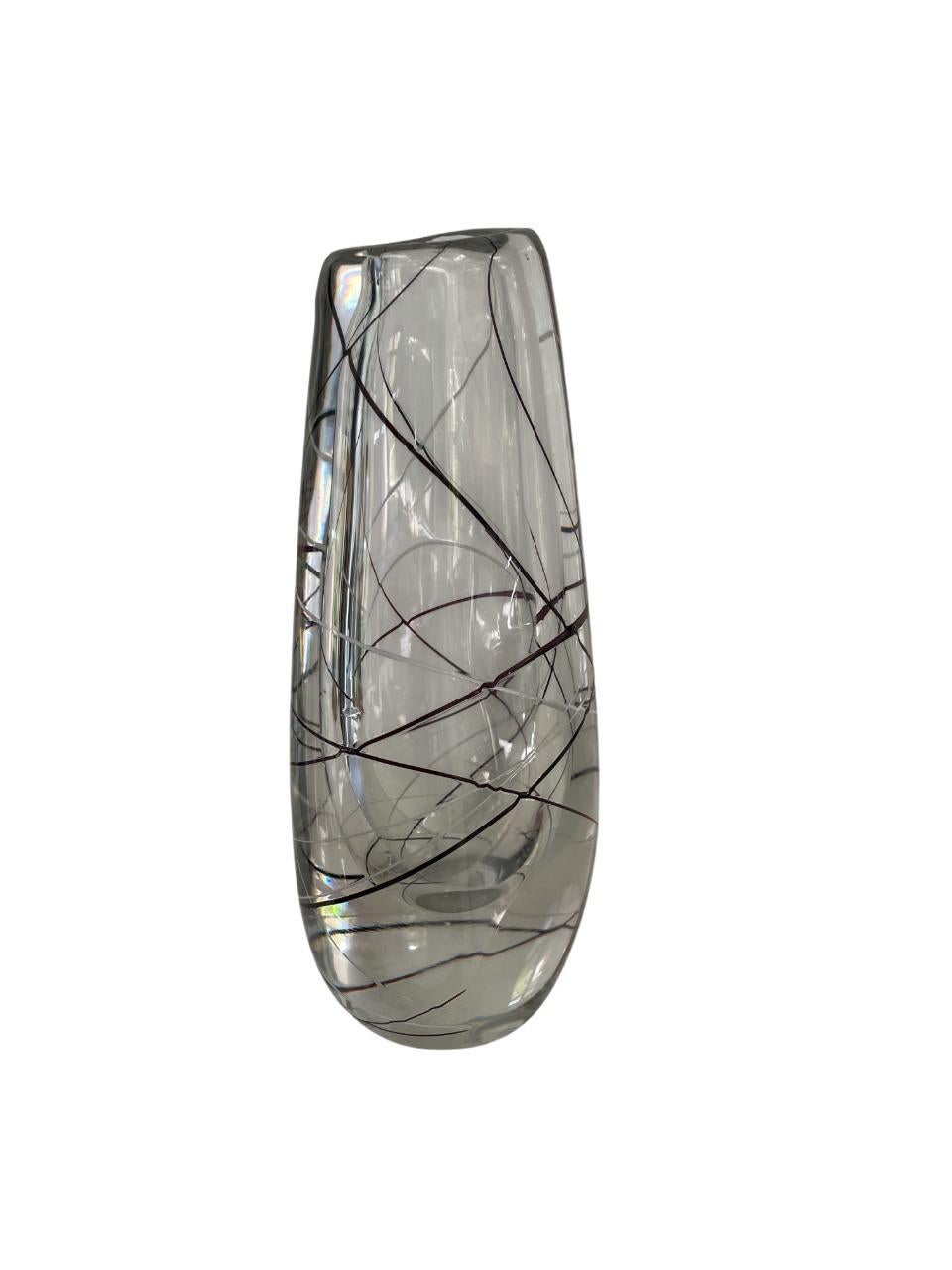 Vicke Lindstrand pour Kosta Boda - Vase en verre d'art The Modern Scandinavian, Suède, 19 Bon état - En vente à Stockholm, SE