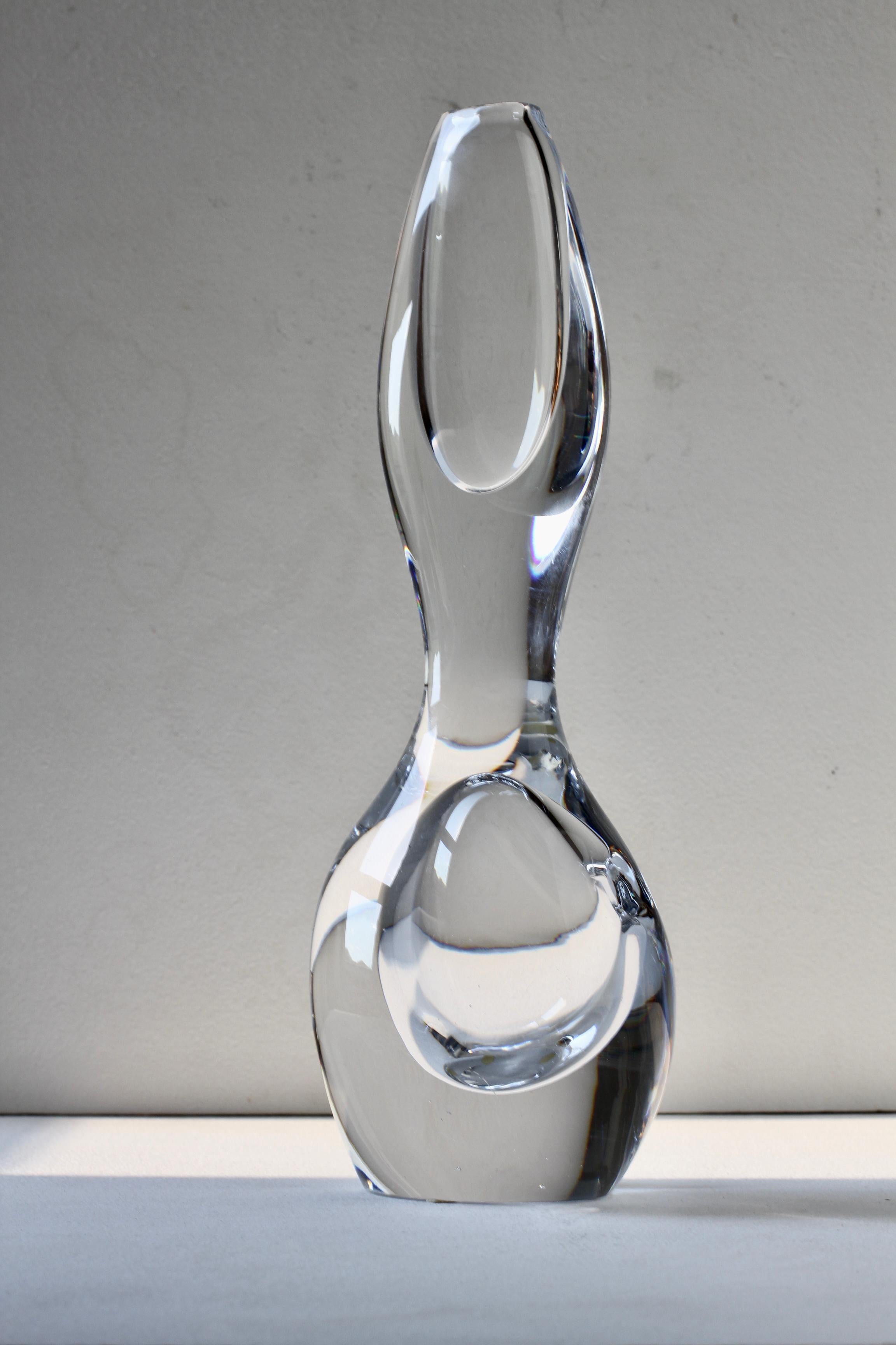 Vicke Lindstrand pour Kosta Glasbruk, 1950, grand vase en verre à deux trous 