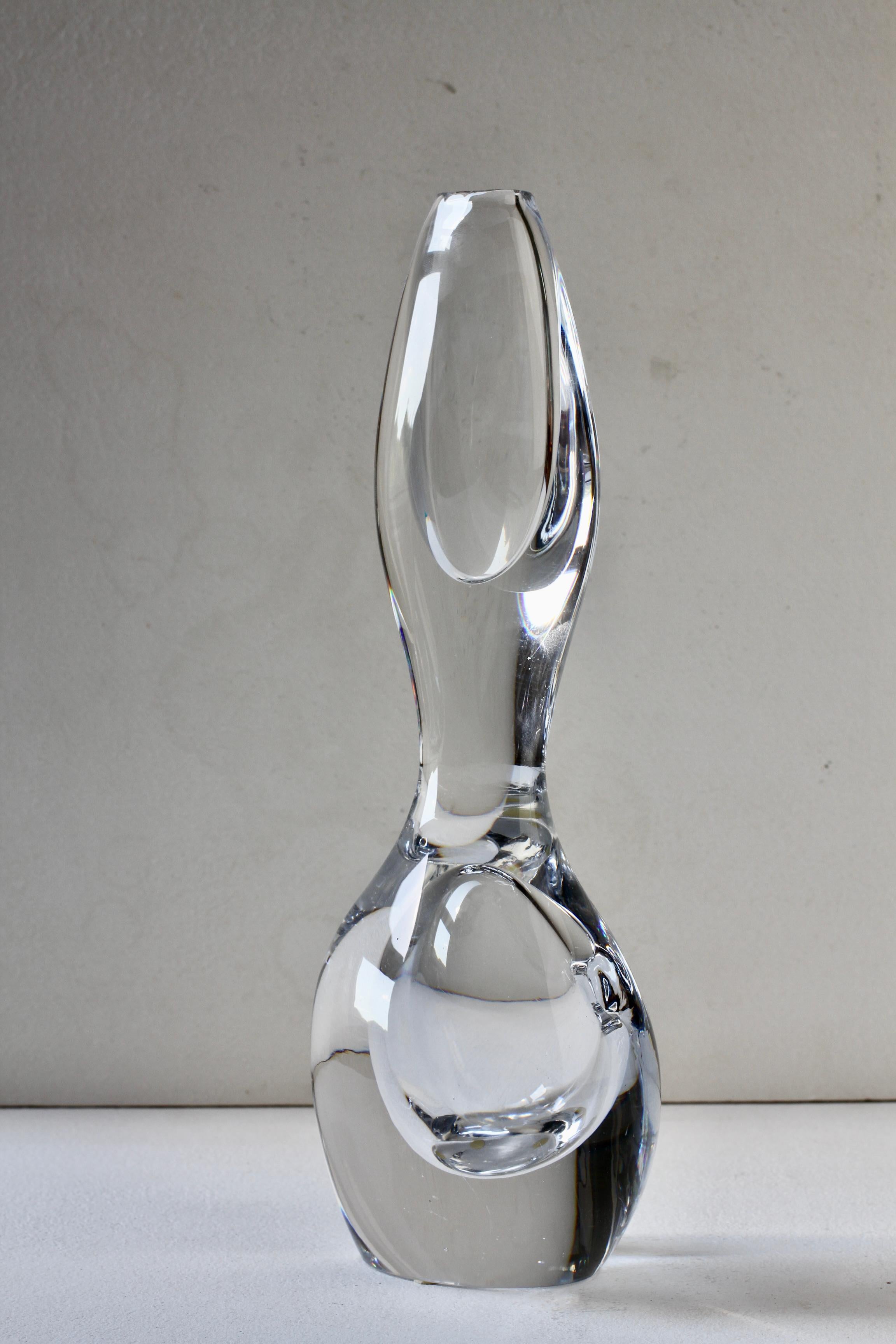 Vicke Lindstrand pour Kosta Glasbruk, 1950, grand vase en verre à deux trous 