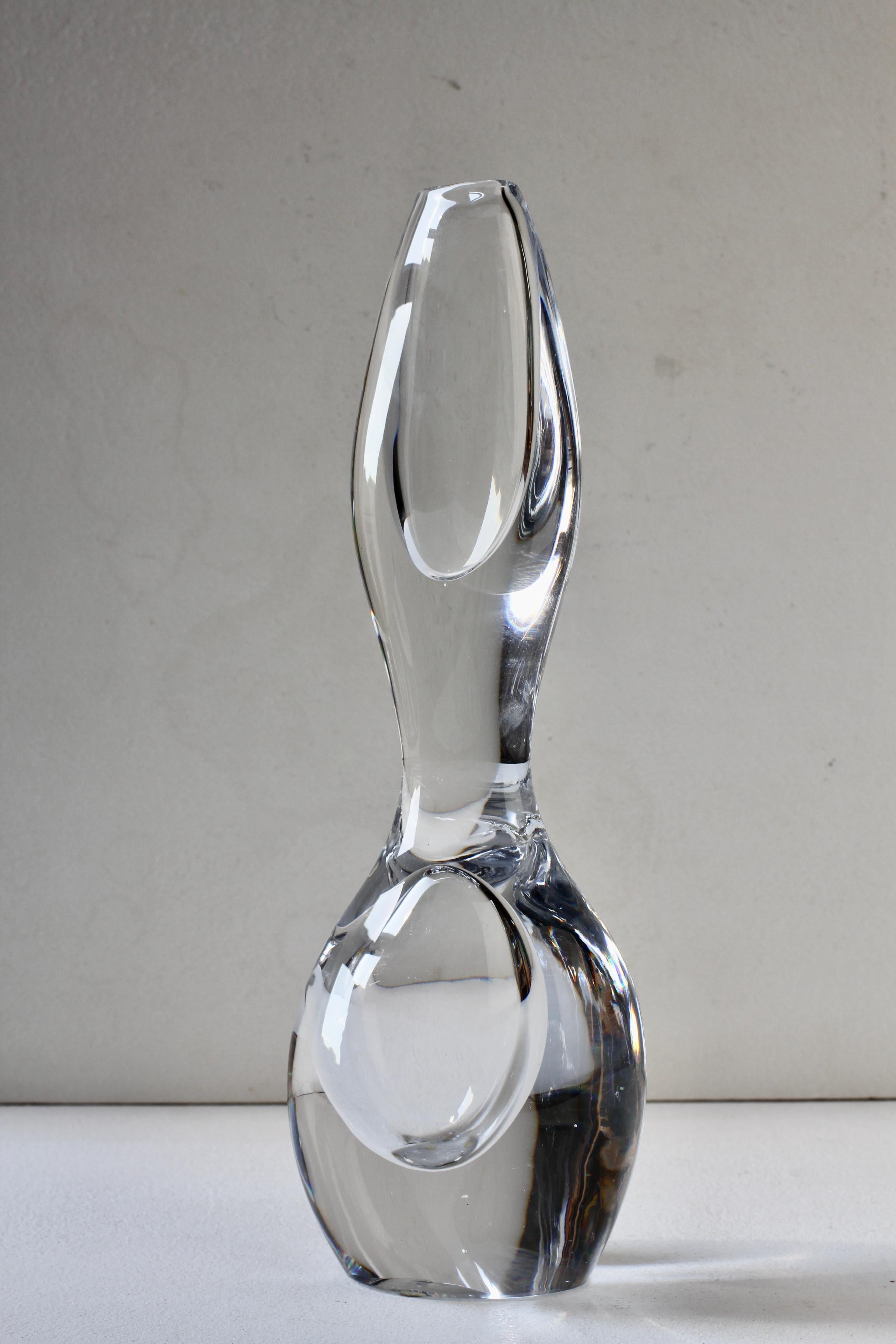 Vicke Lindstrand pour Kosta Glasbruk, 1950, grand vase en verre à deux trous 