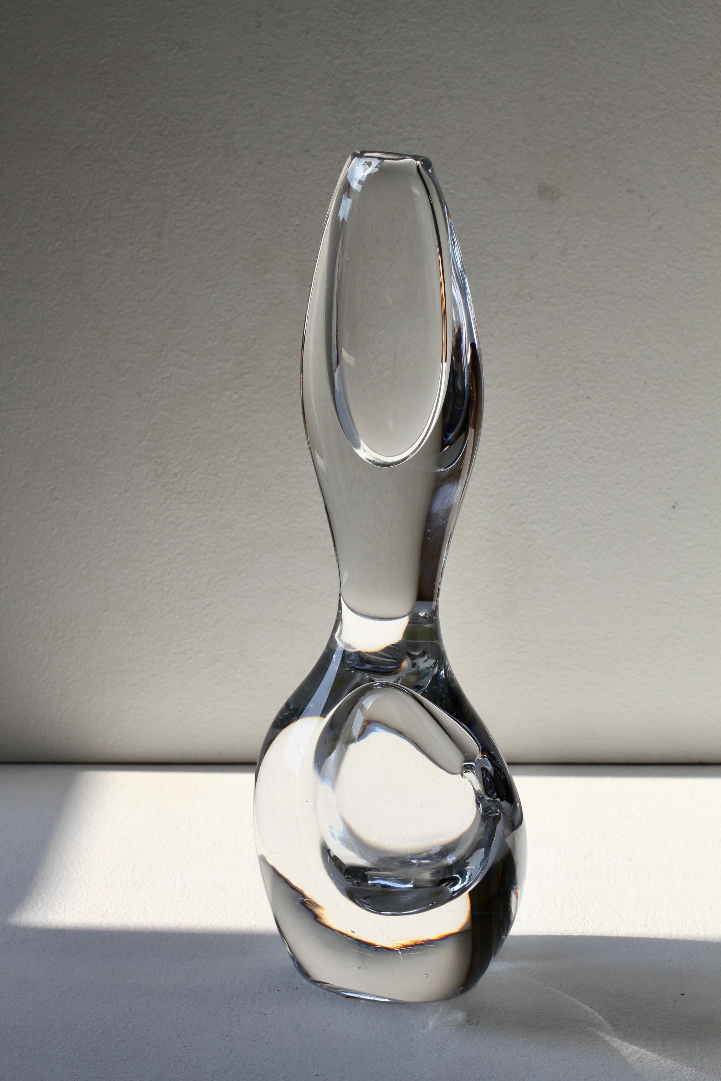 Vicke Lindstrand pour Kosta Glasbruk, 1950, grand vase en verre à deux trous 
