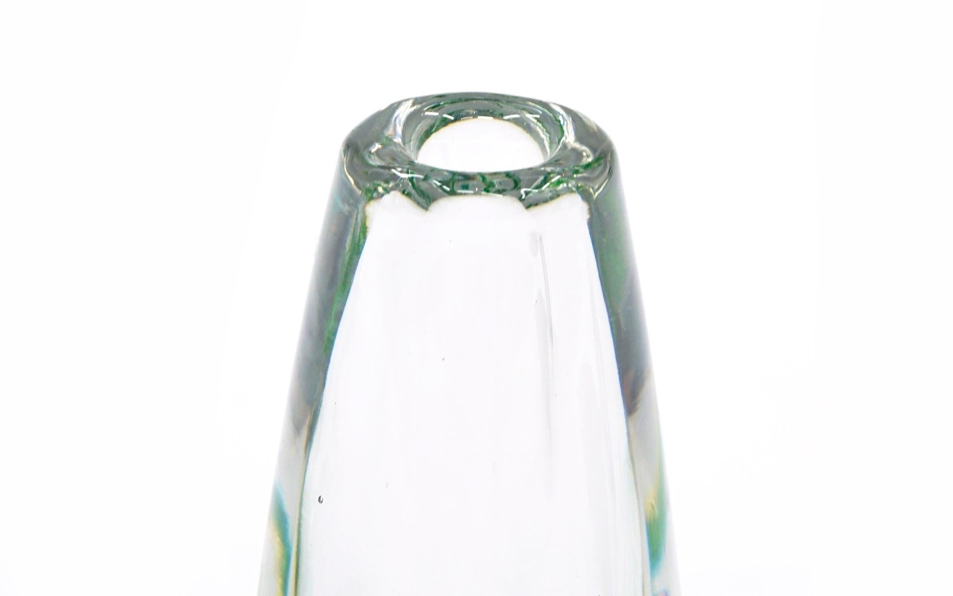 Swedish Vicke Lindstrand for Kosta Seaweed Glass Vase, Green Art Glass, Sweden, 1950s For Sale