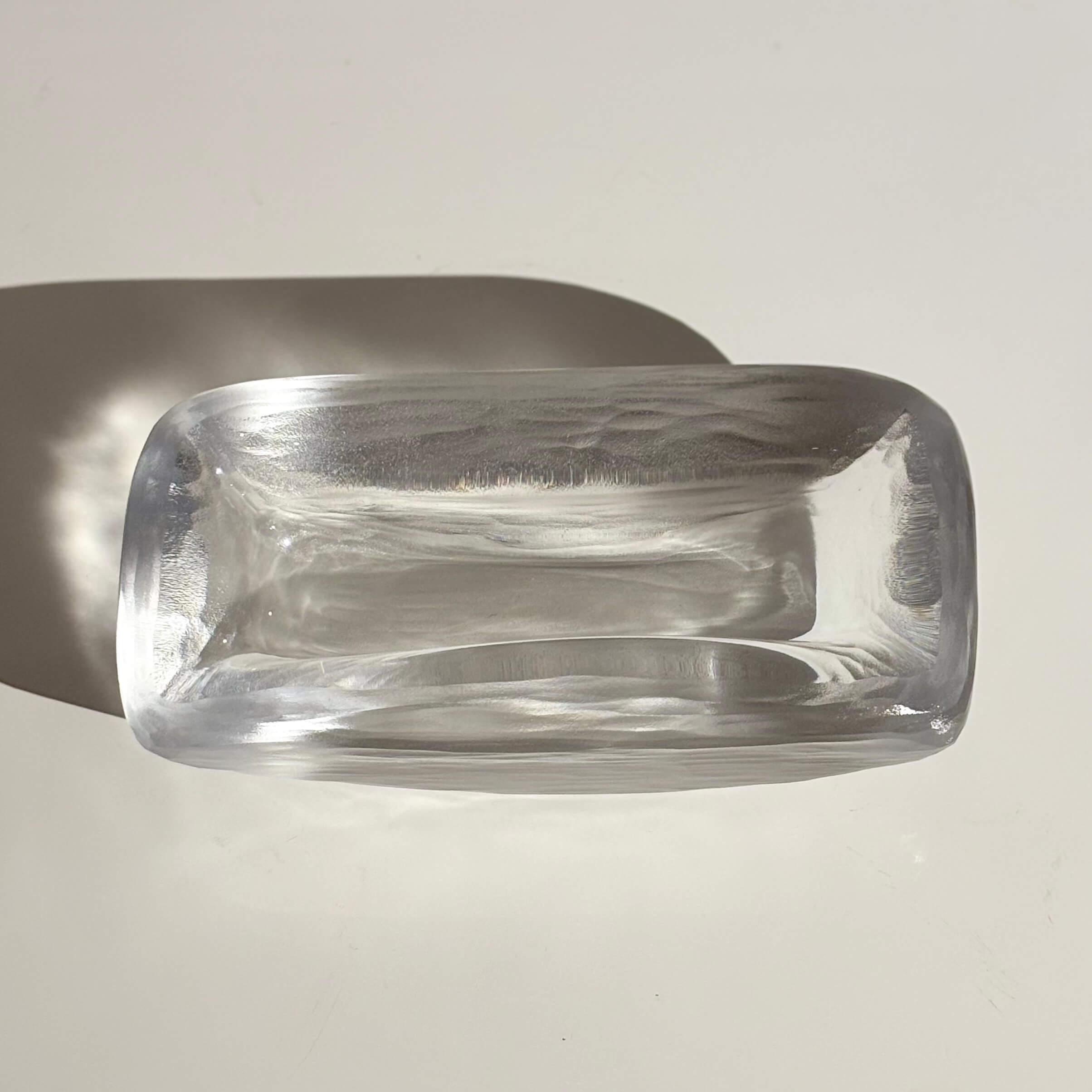 Vicke Lindstrand for Orrefors Carved Glass Bowls For Sale 1