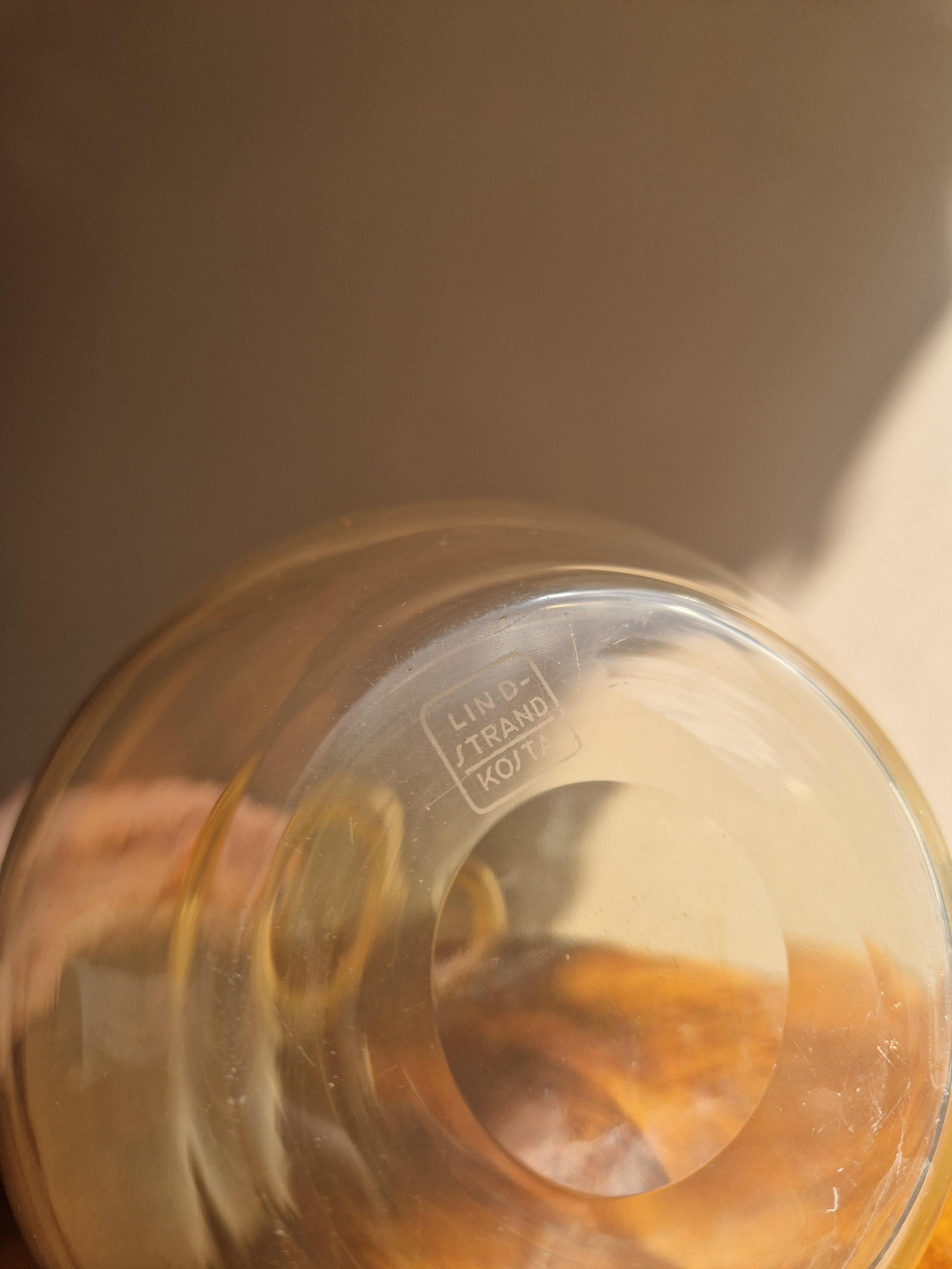 Vicke Lindstrand, Glass Vase, Kosta Boda, Sweden In Good Condition For Sale In Stockholm, SE