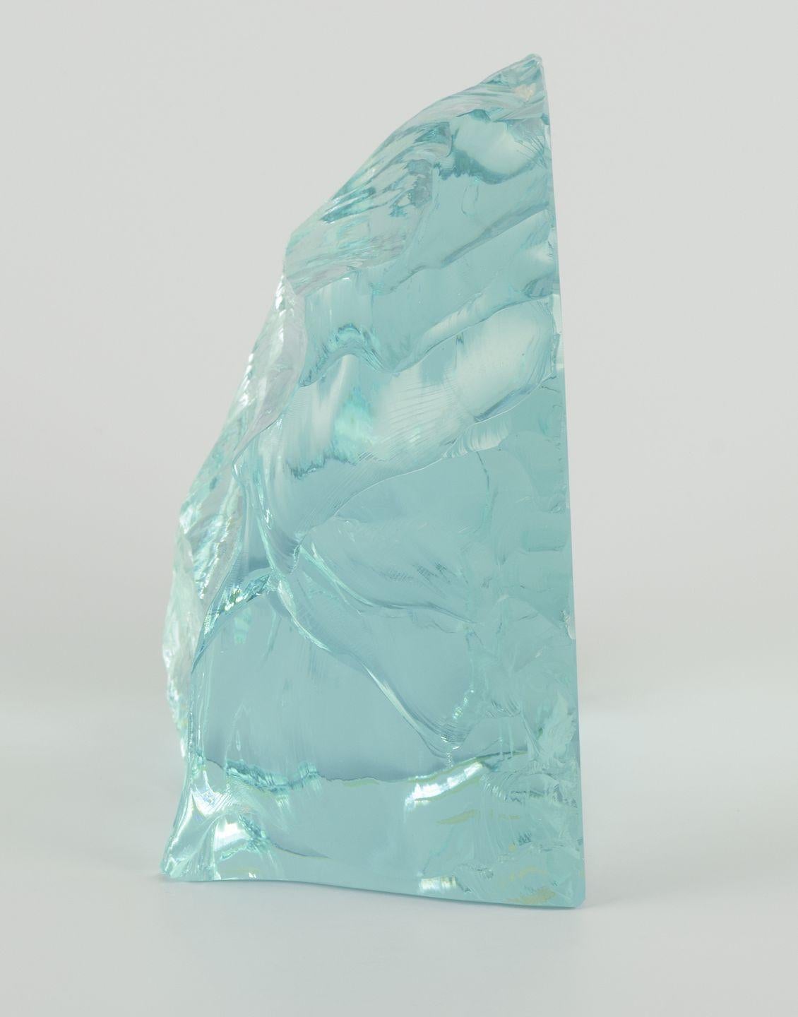 Svedese Vicke Lindstrand, Kosta Boda. Grande scultura in vetro artistico. A forma di blocco di ghiaccio. in vendita