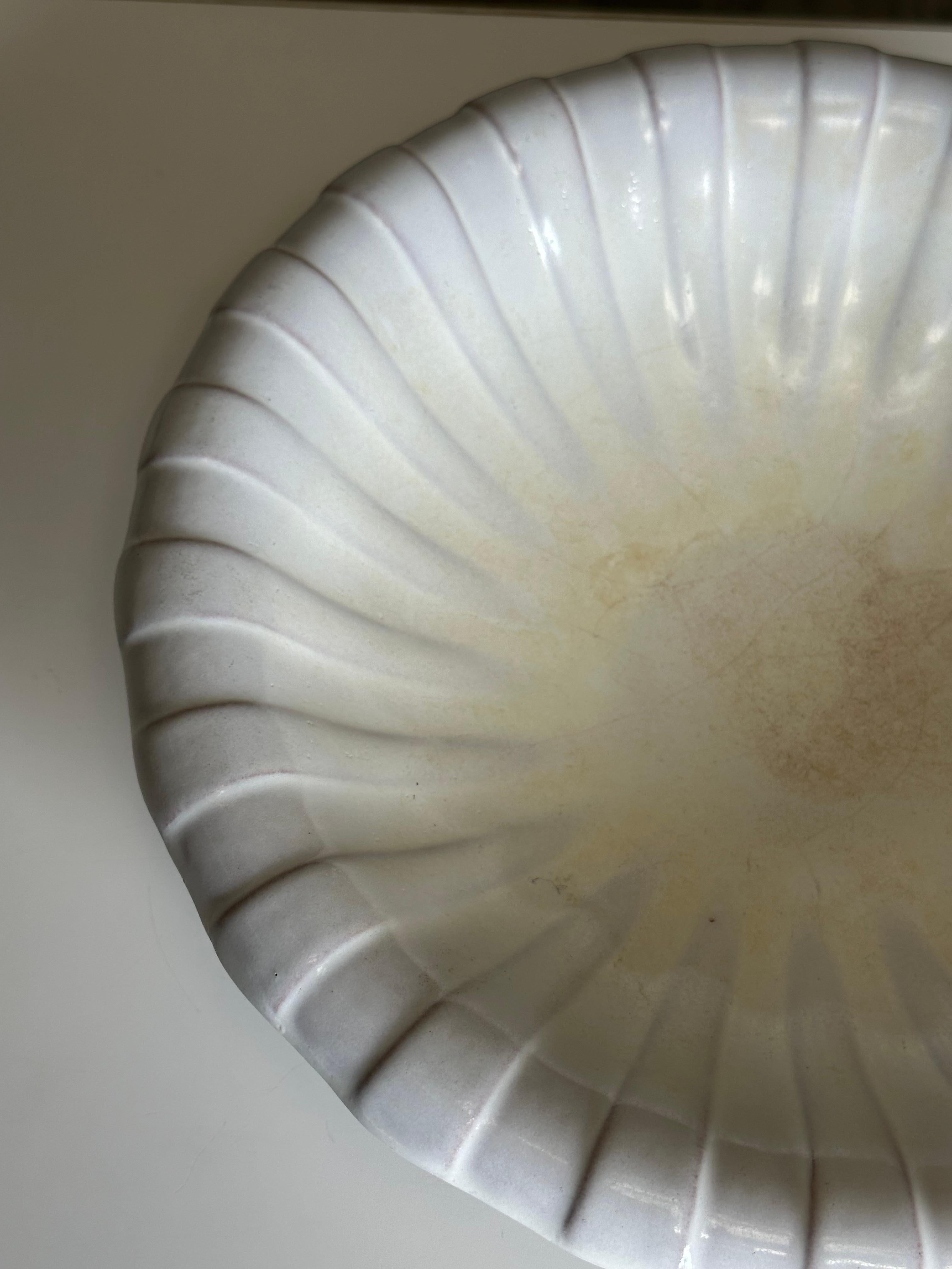 Swedish Vicke Lindstrand Large Decorative Bowl for Upsala Ekeby For Sale