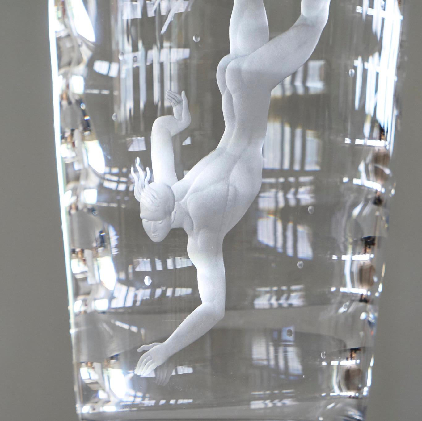 Vicke Lindstrand Rare Pair of Art Deco Vases in Etched Glass for Orrefors 1930s For Sale 1