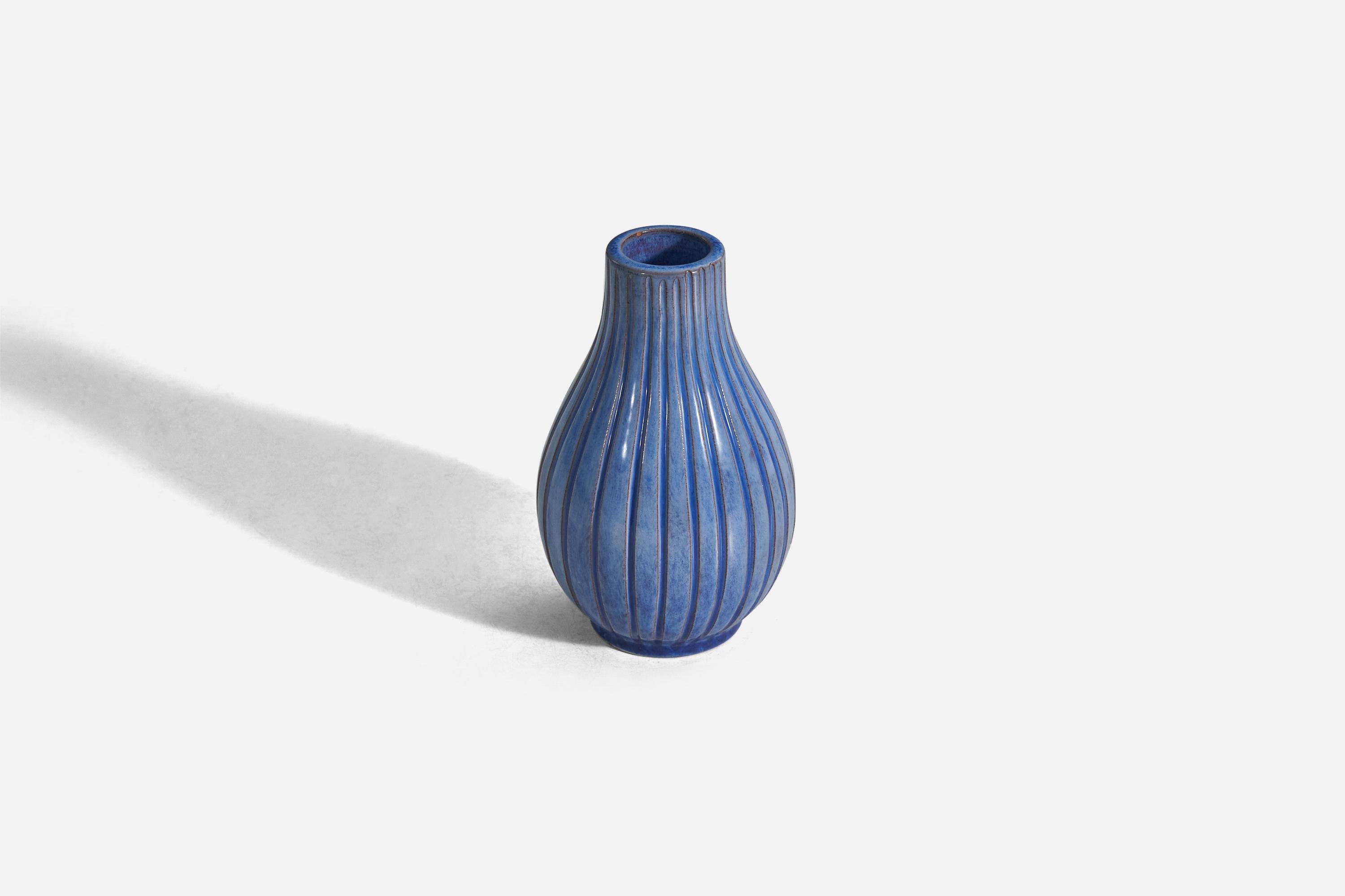 Swedish Vicke Lindstrand, Vase, Blue-Glazed Earthenware, Upsala-Ekeby, Sweden, 1940s For Sale