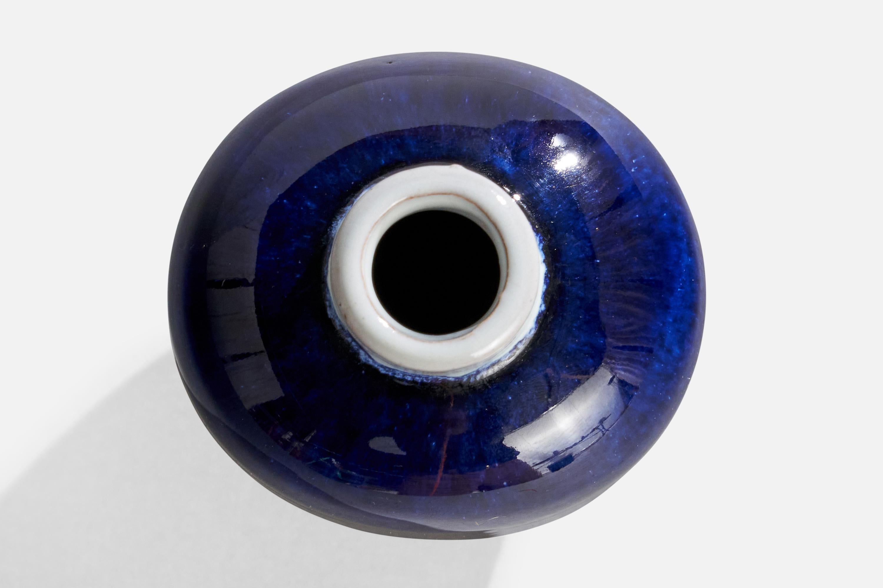 Metà XX secolo Vicke Lindstrand, Vaso, Terracotta, Svezia, anni '1930 in vendita