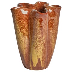 Vicke Lindstrand, Vase, Earthenware, Sweden, 1930s
