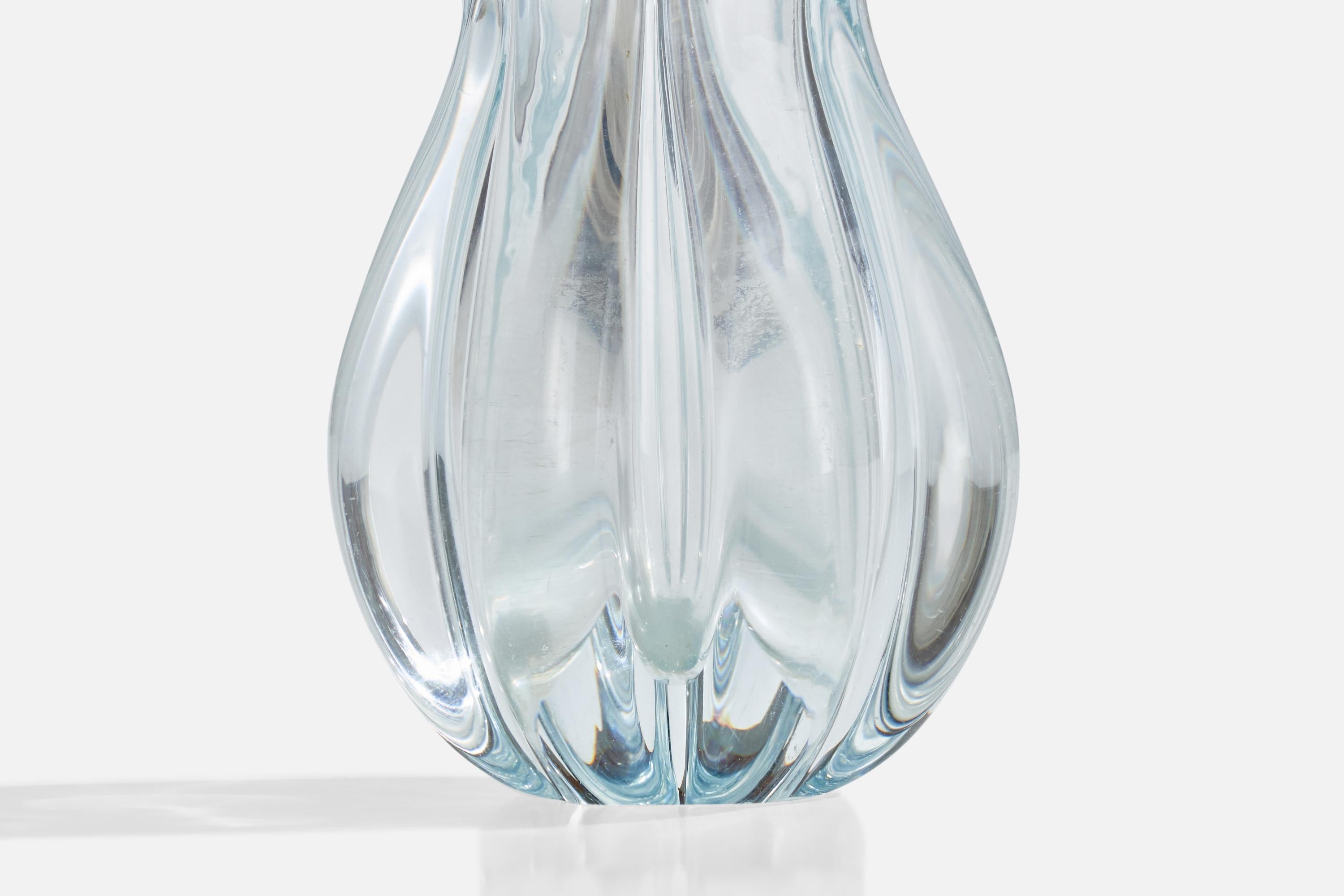 Vicke Lindstrand, Vase, Glass, Sweden, 1940s For Sale 2