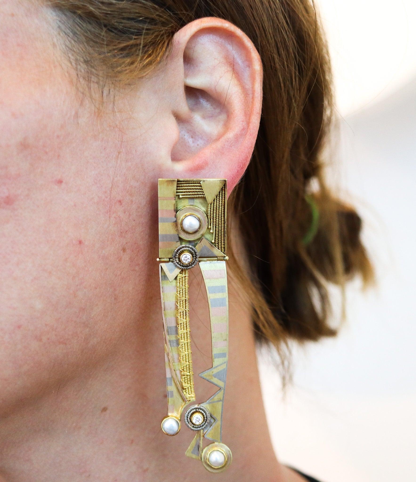 Modernista Vicki Eisenfeld Studio Mokume Orecchini pendenti in oro 14-18-22Kt e diamanti in vendita
