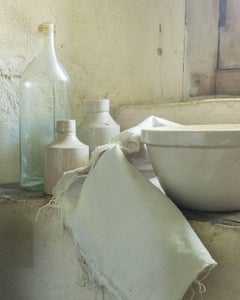 " Étude en blanc ", nature morte, texture, cuisine, fenêtre, photographie couleur, 2016.