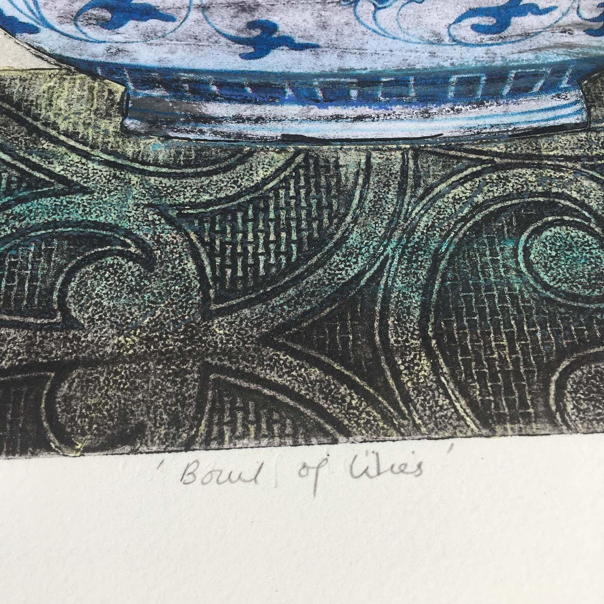 Vicky Oldfield, Cuenco de lirios, Impresión colográfica, Impresión contemporánea de bodegón en venta 4