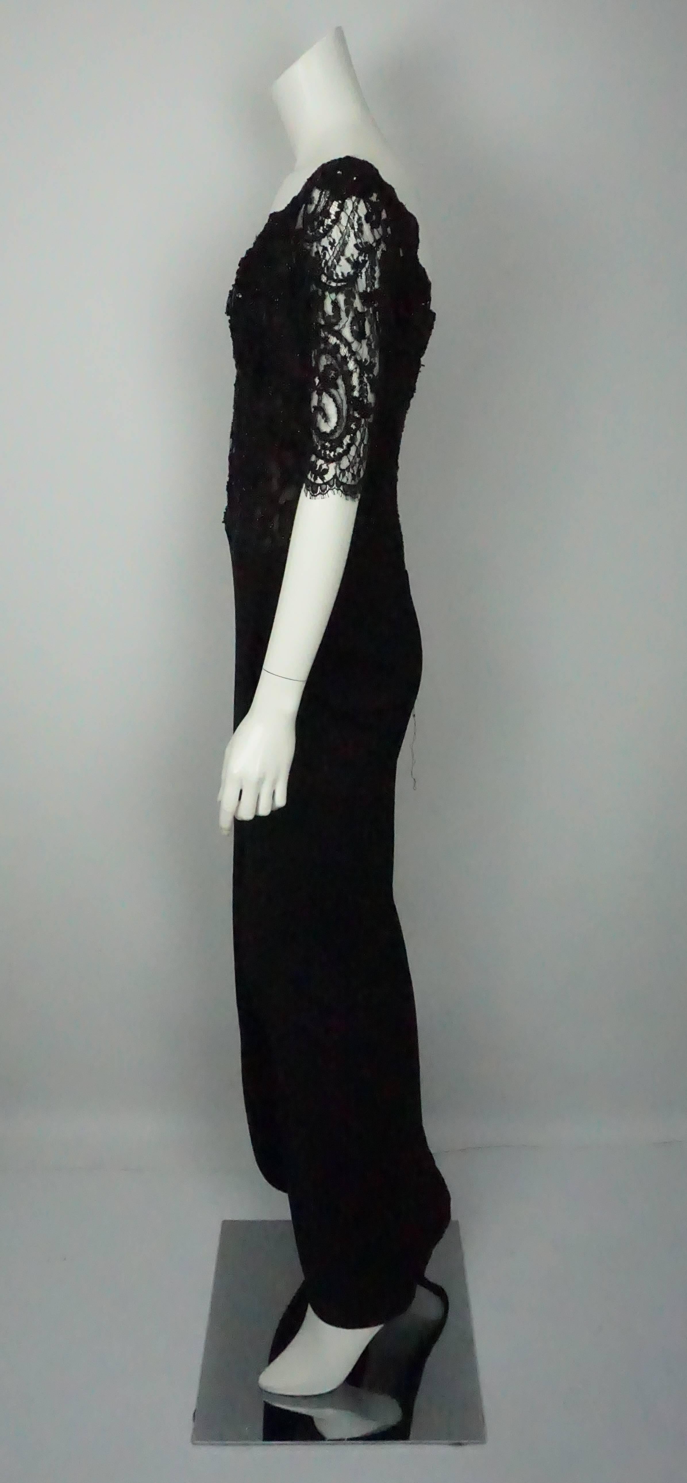 Vicky Tiel Black Lace Beaded and Silk Off Shoulder Gown - 6  This beautiful Vicky Teal piece is in excellent condition. The top of the dress is a lace beaded corset that is lined in silk and goes all the way to the waist and has three quarter
