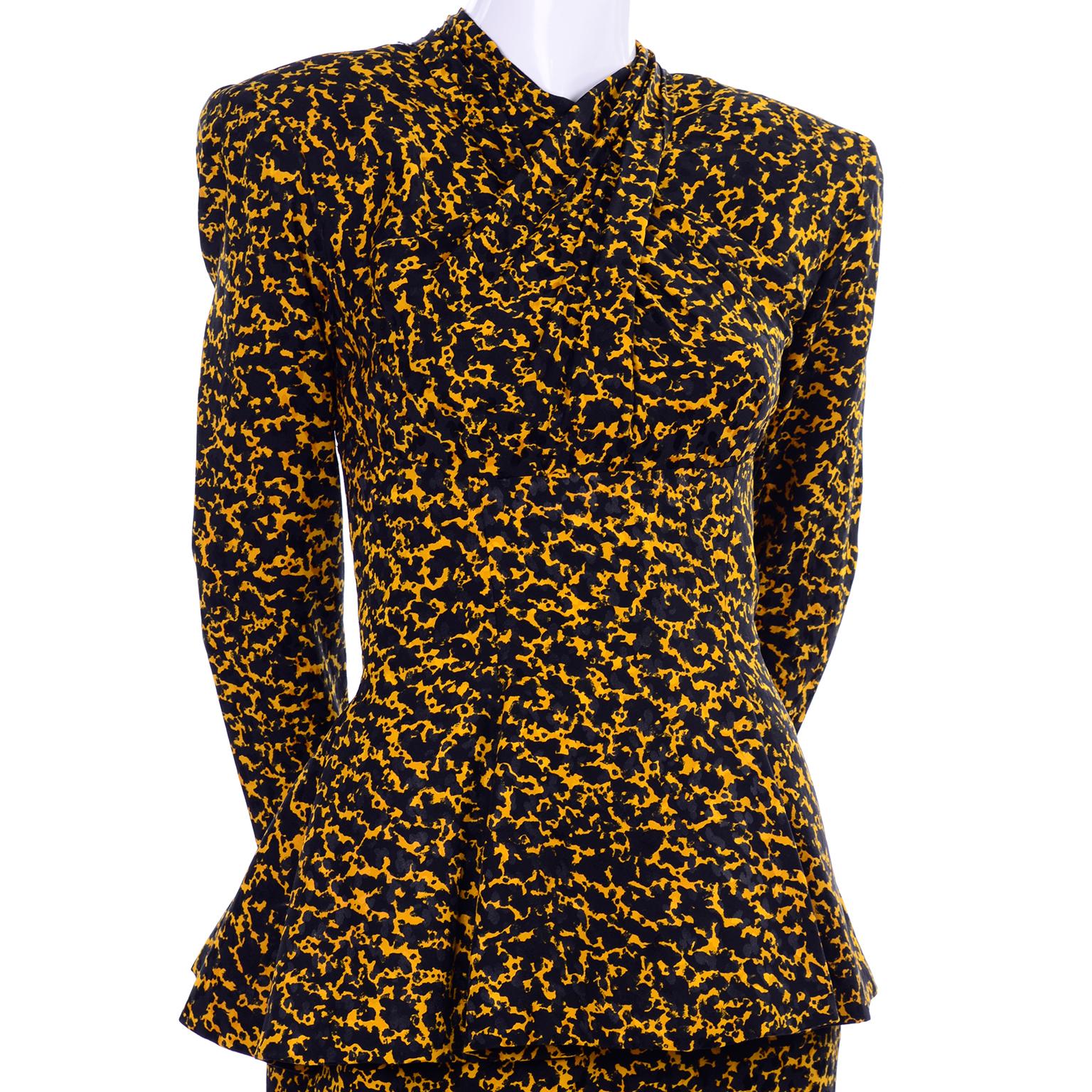 Robe et jupe péplum Vicky Tiel en soie imprimée abstraite jaune et noire en vente 2