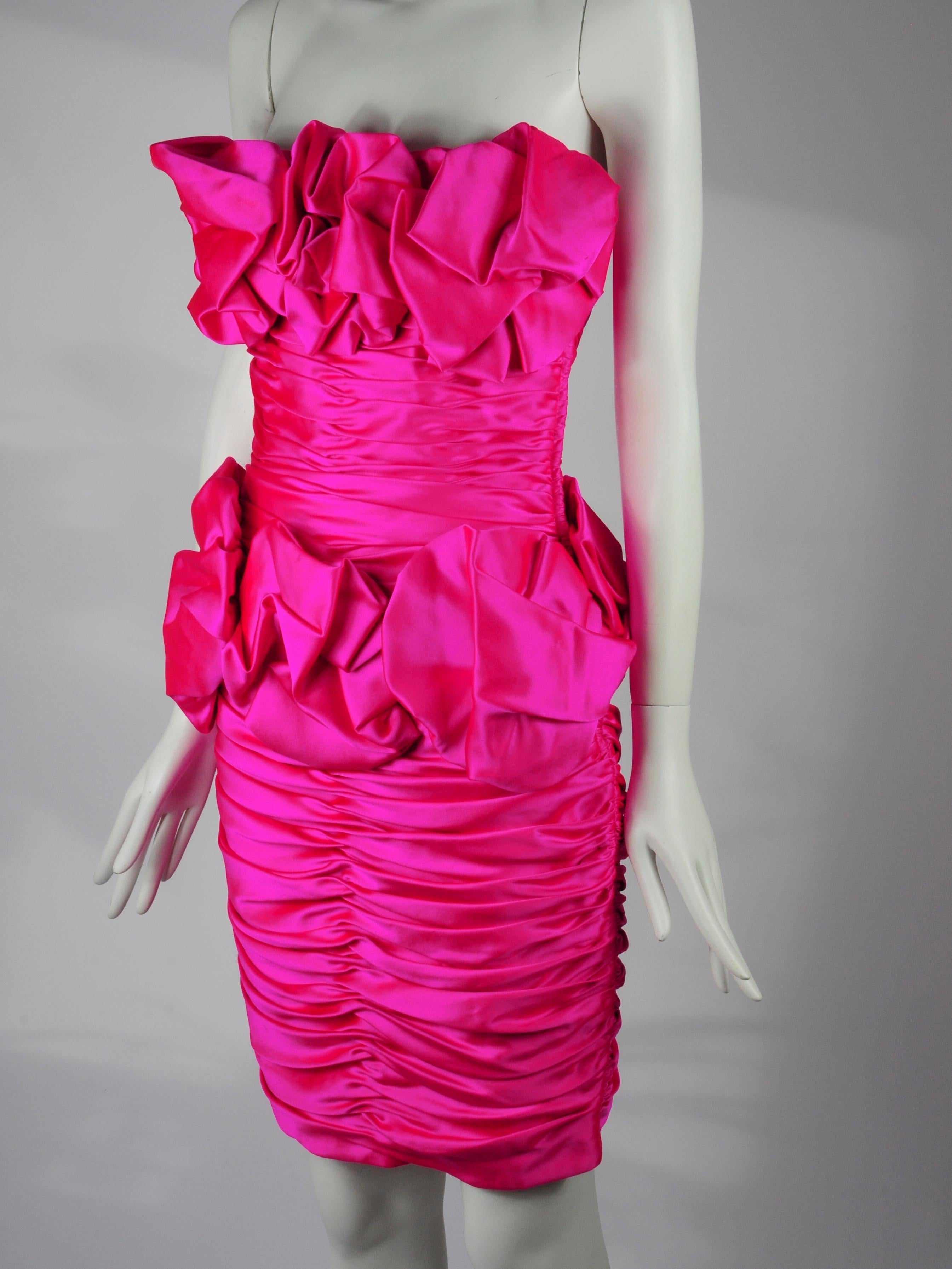 Women's Vicky Tiel Silk Couture Cocktail Dress in Fuchsia Pink 1980s For Sale