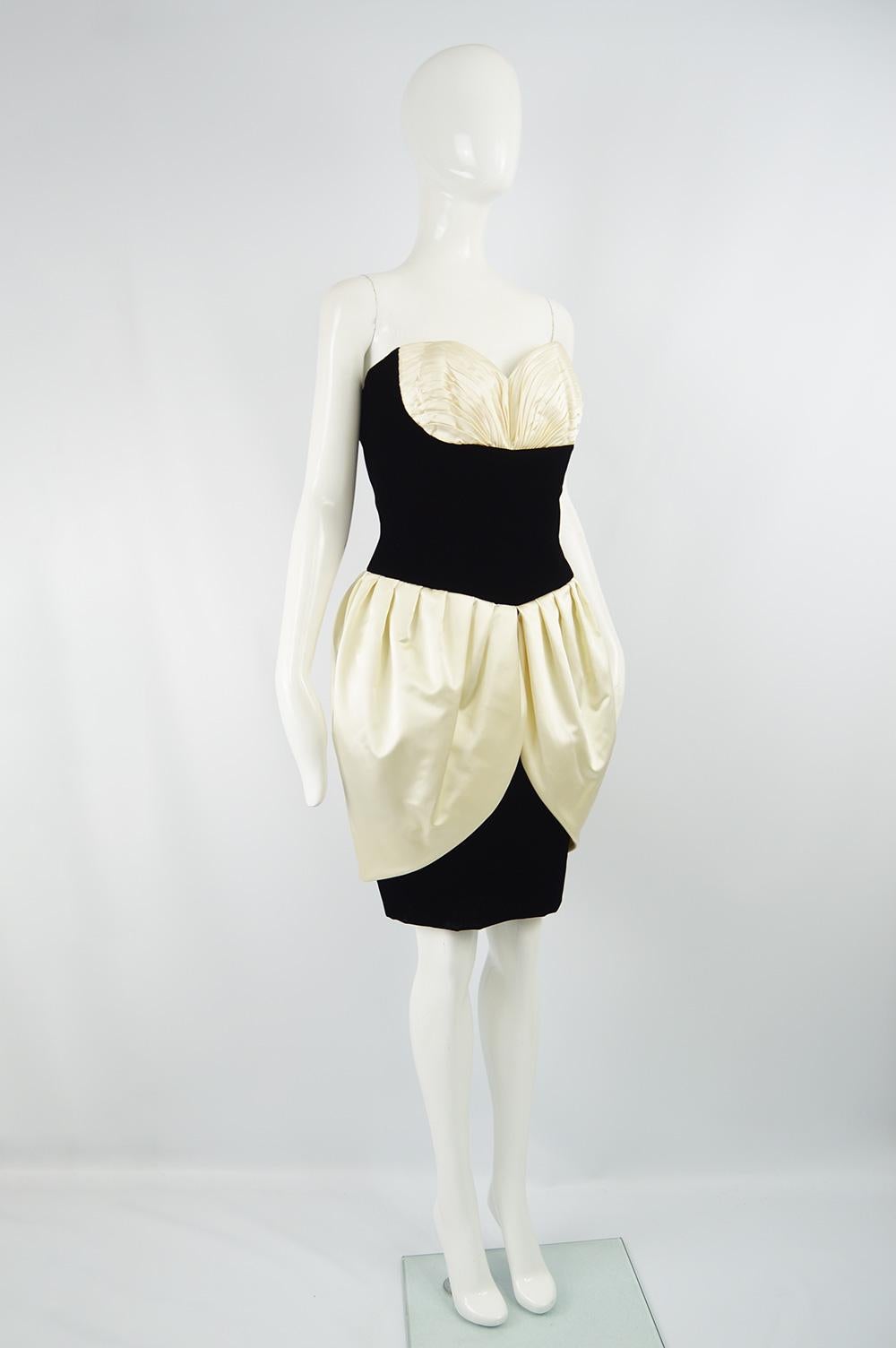 Bianco Vicky Tiel Vintage Black Velvet & Ivory Silk Satin Evening Dress, 1980s in vendita