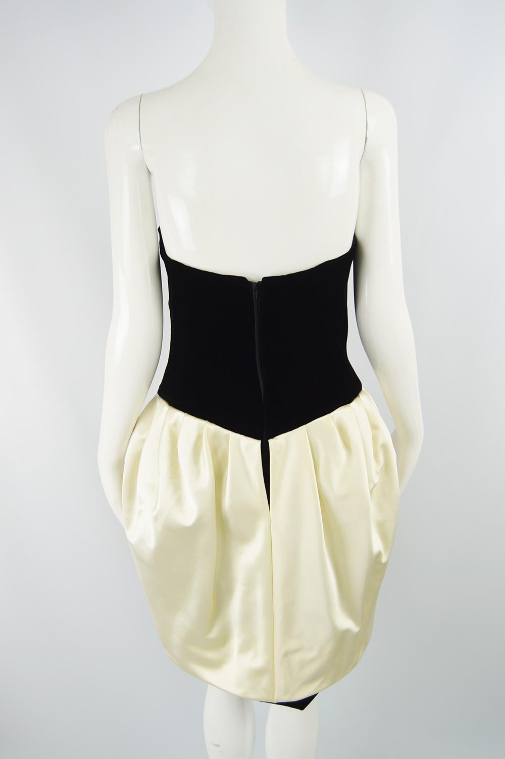 Vicky Tiel Vintage Black Velvet & Ivory Silk Satin Evening Dress, 1980s in vendita 1