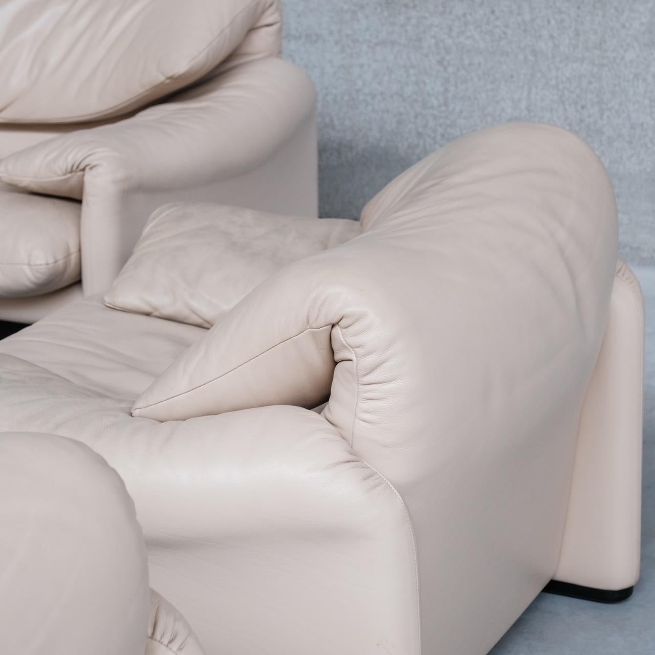 Suite de canapés et de fauteuils 