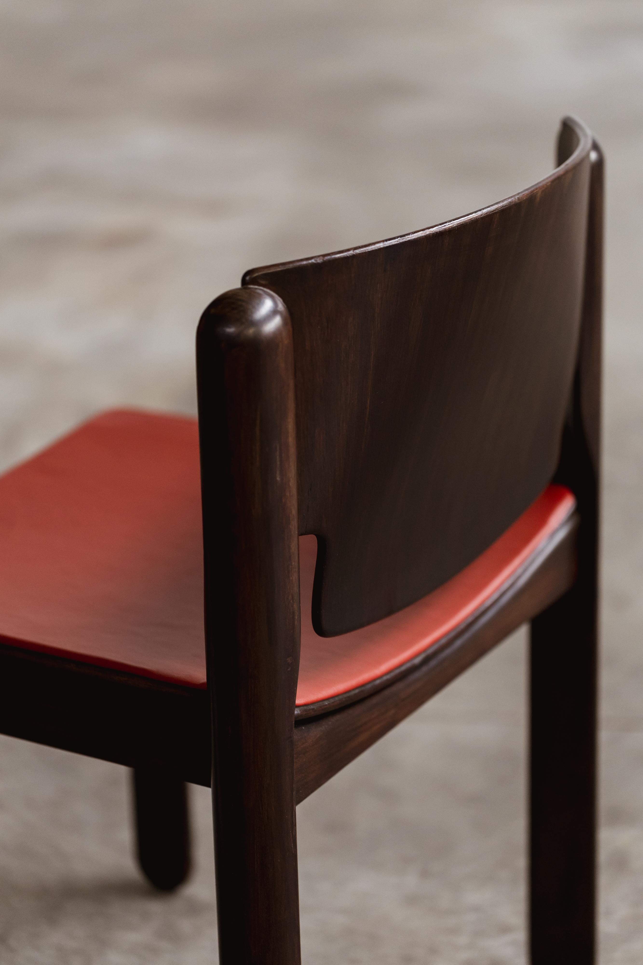 Cuir Chaise 