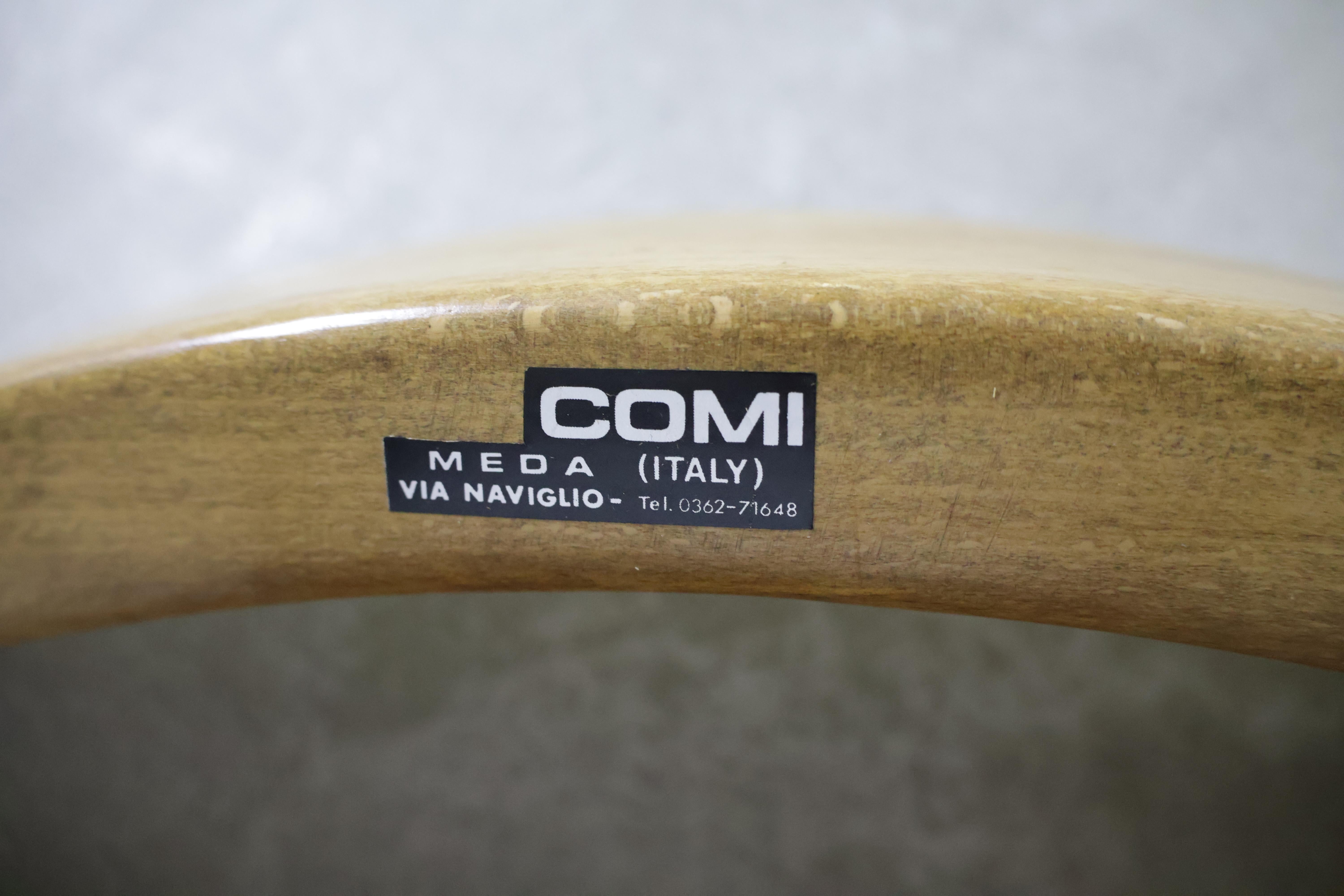 Mid-20th Century Vico Magistretti 'Carimate' dining chairs produced by Mario Luigi Comi 1960s For Sale