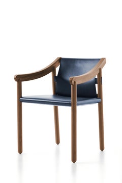 Vico Magistretti 905 Armchair by Cassina, Solid Wood & Cowhide, Italy