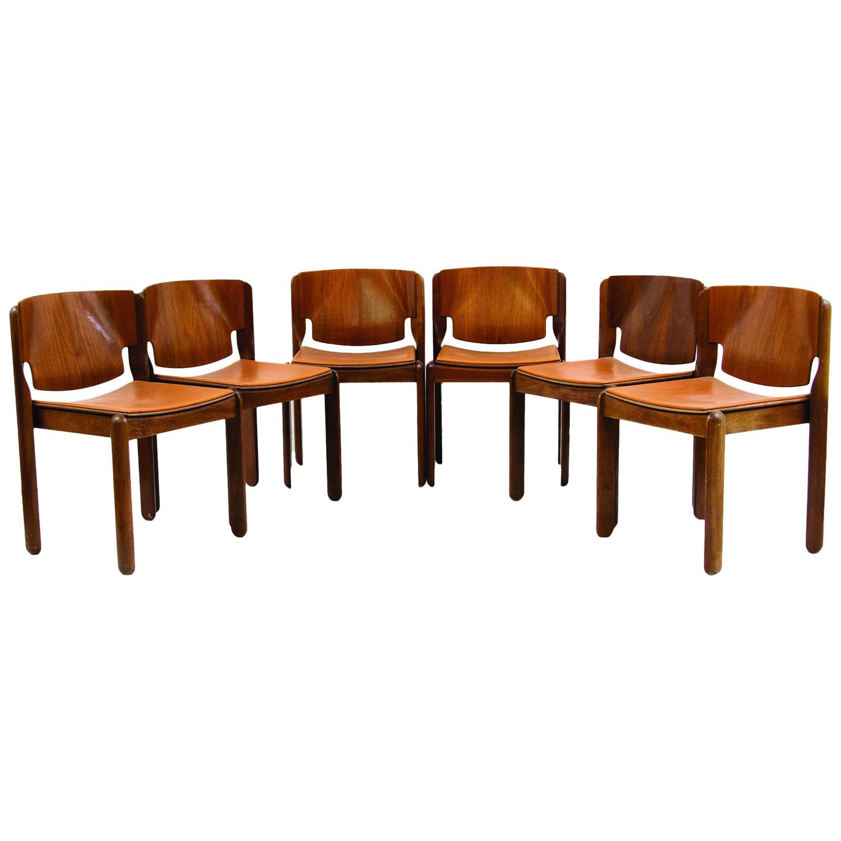 Vico Magistretti, A Set of Six Chairs, Model 122, Cassina, 1960s