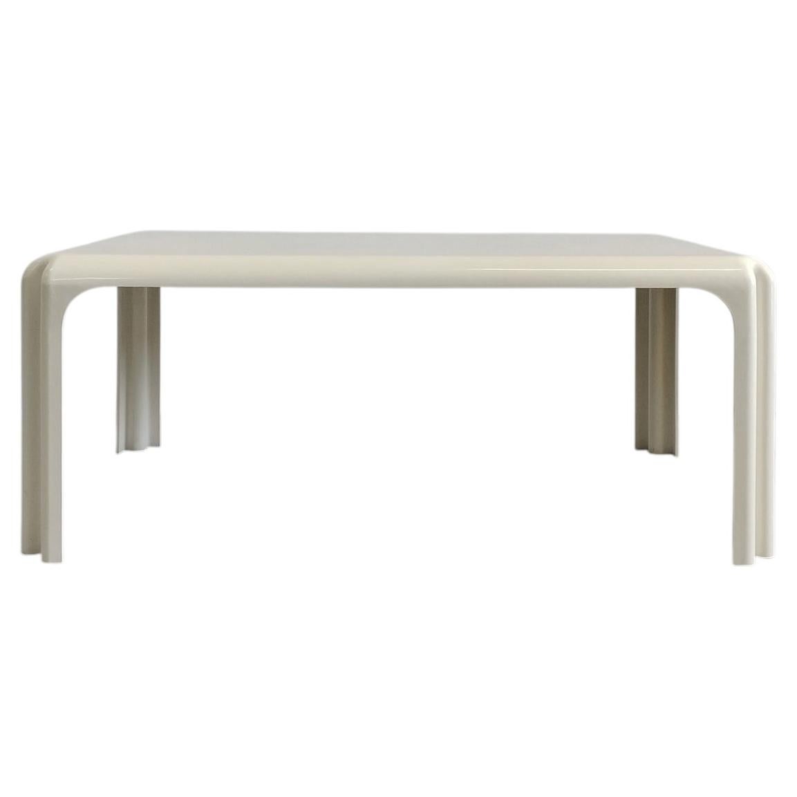 Table basse rectangulaire Arcadia de Vico Magistretti, Artemide, 1970