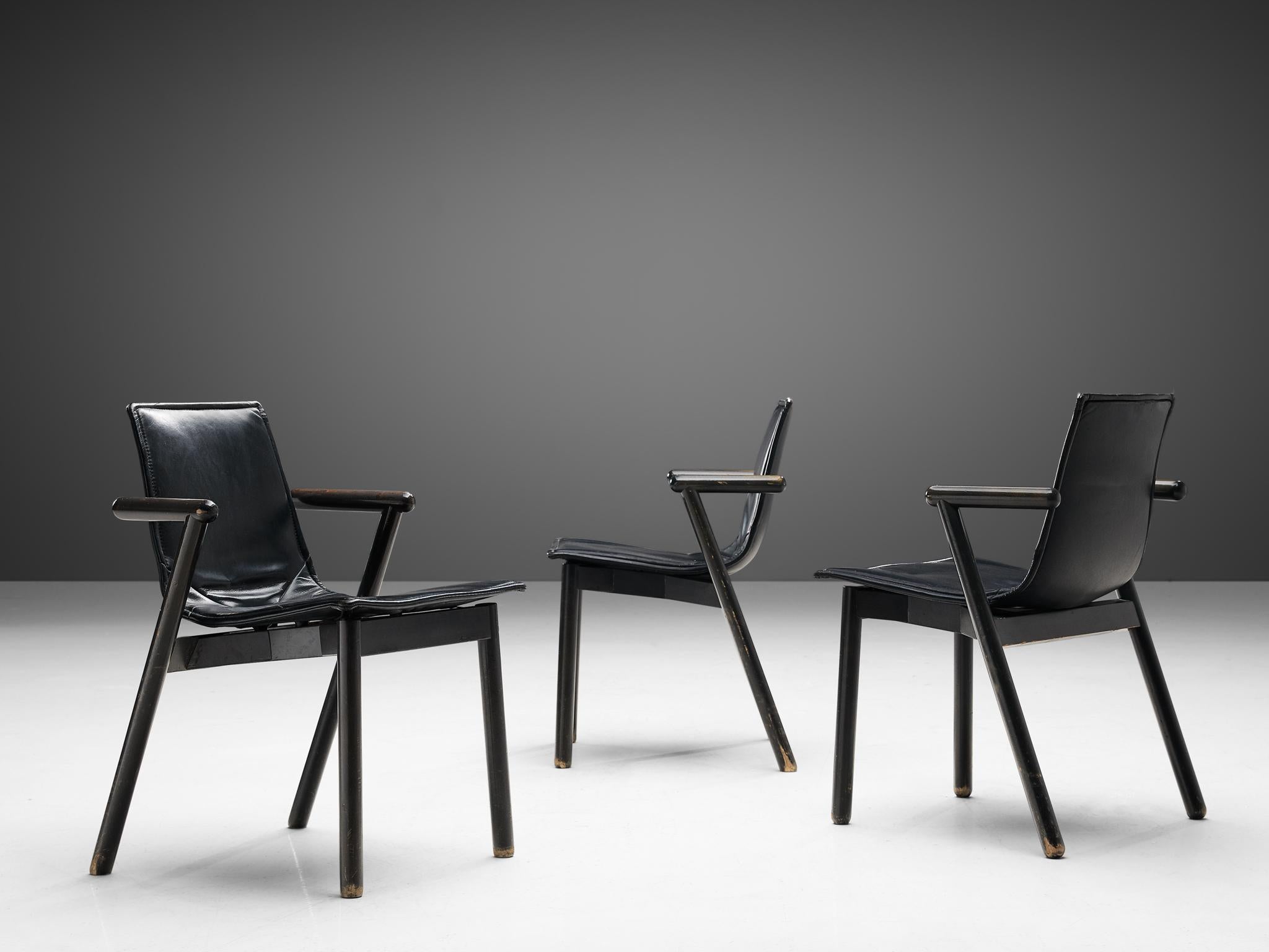 Vico Magistretti for Cassina Armchairs 'Villabianca' in Black Leather  In Good Condition In Waalwijk, NL