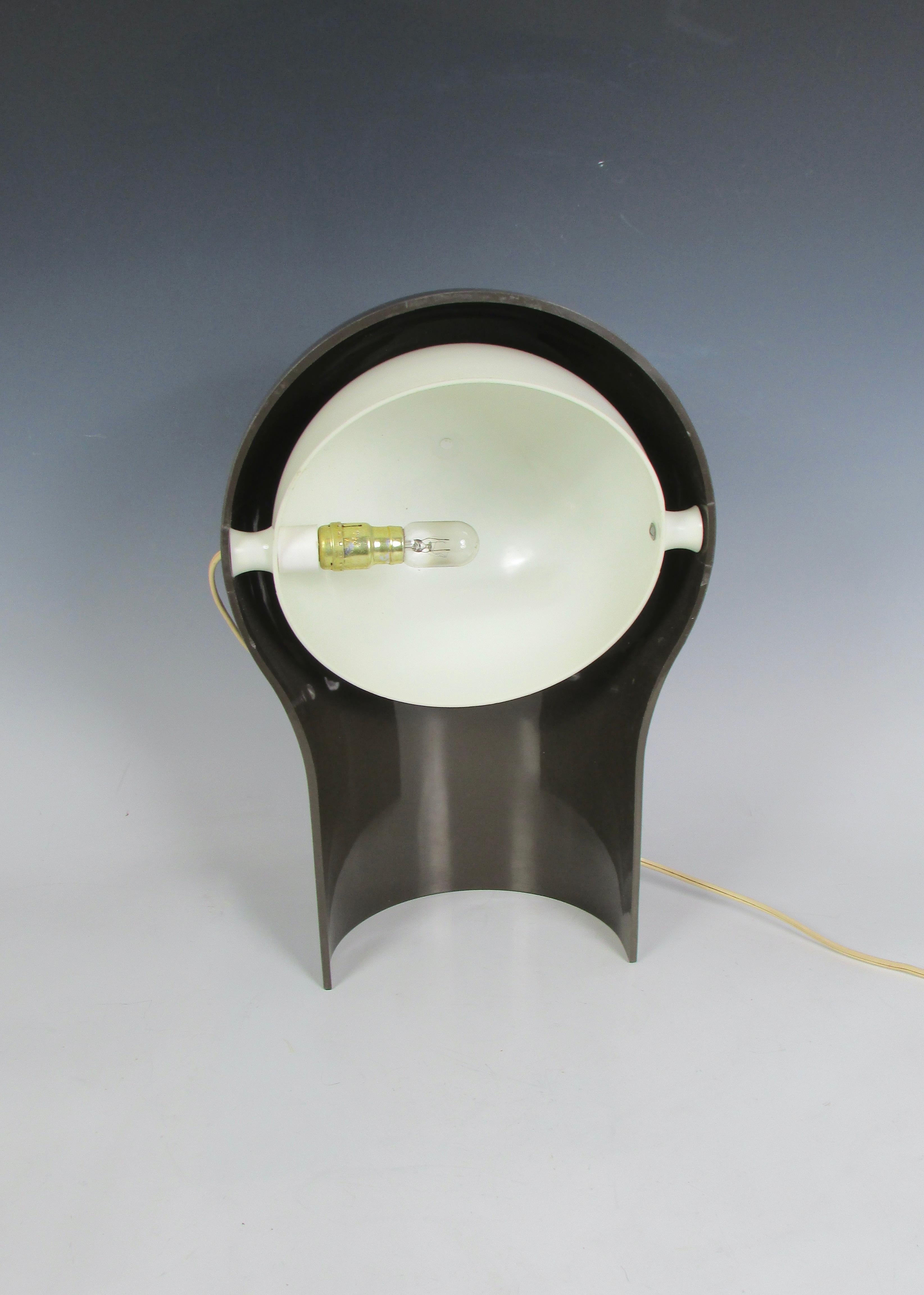 Vico Magistretti  Artemide 1960s adjustable Telegono table lamp  For Sale 2