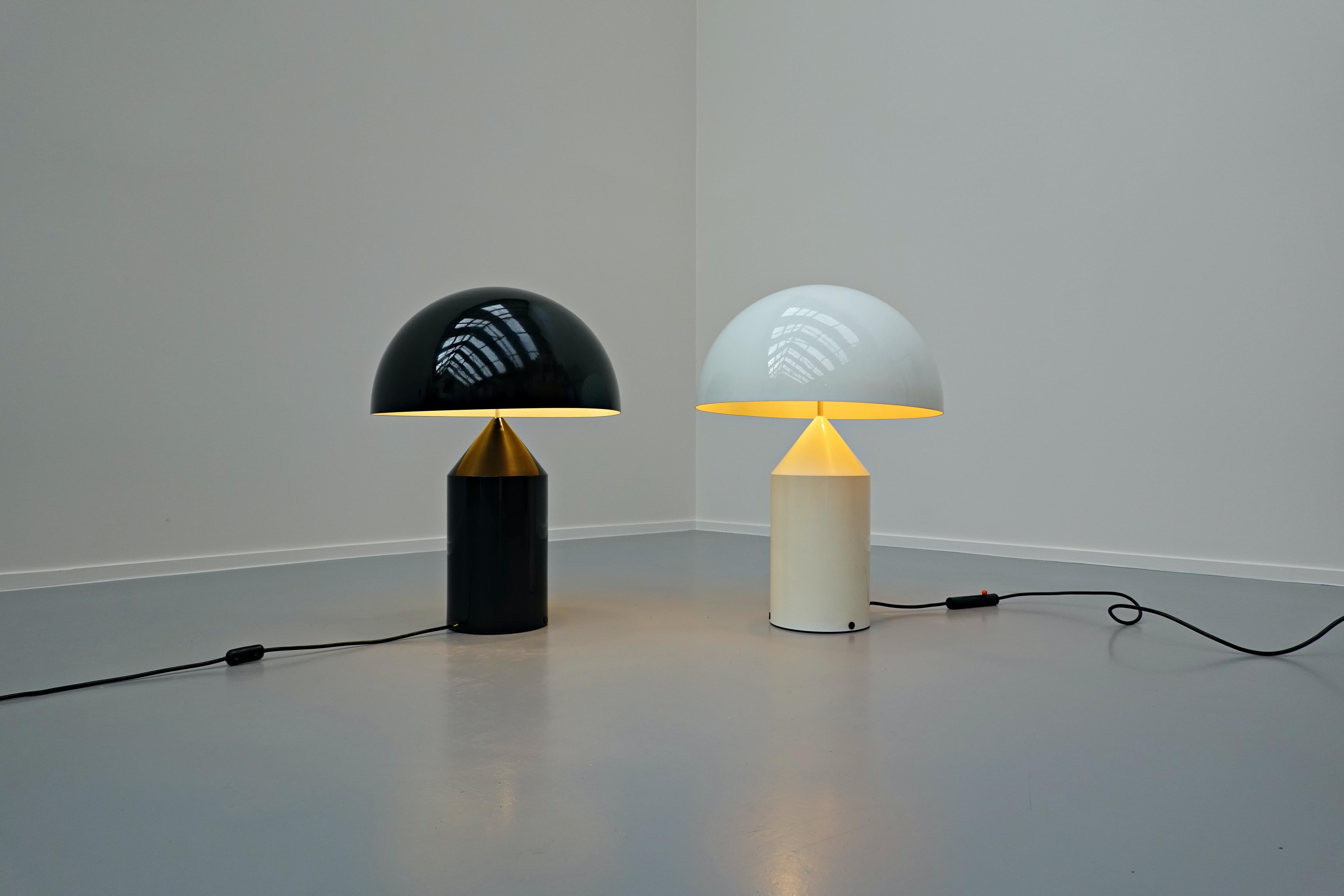 vico magistretti lamp