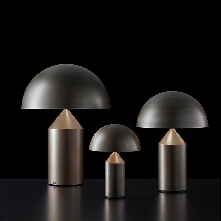 Mid-Century Modern Vico Magistretti 'Atollo' Small Metal Satin Bronze Table Lamp by Oluce For Sale