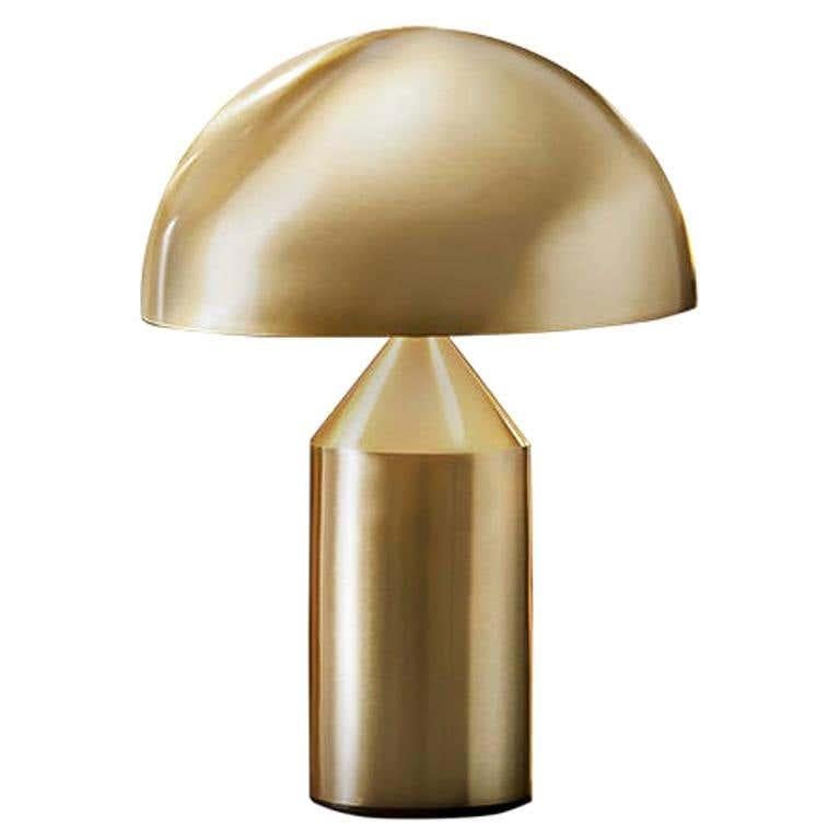 Vico Magistretti 'Atollo' Small Metal Satin Gold Table Lamp by Oluce In New Condition For Sale In Barcelona, Barcelona