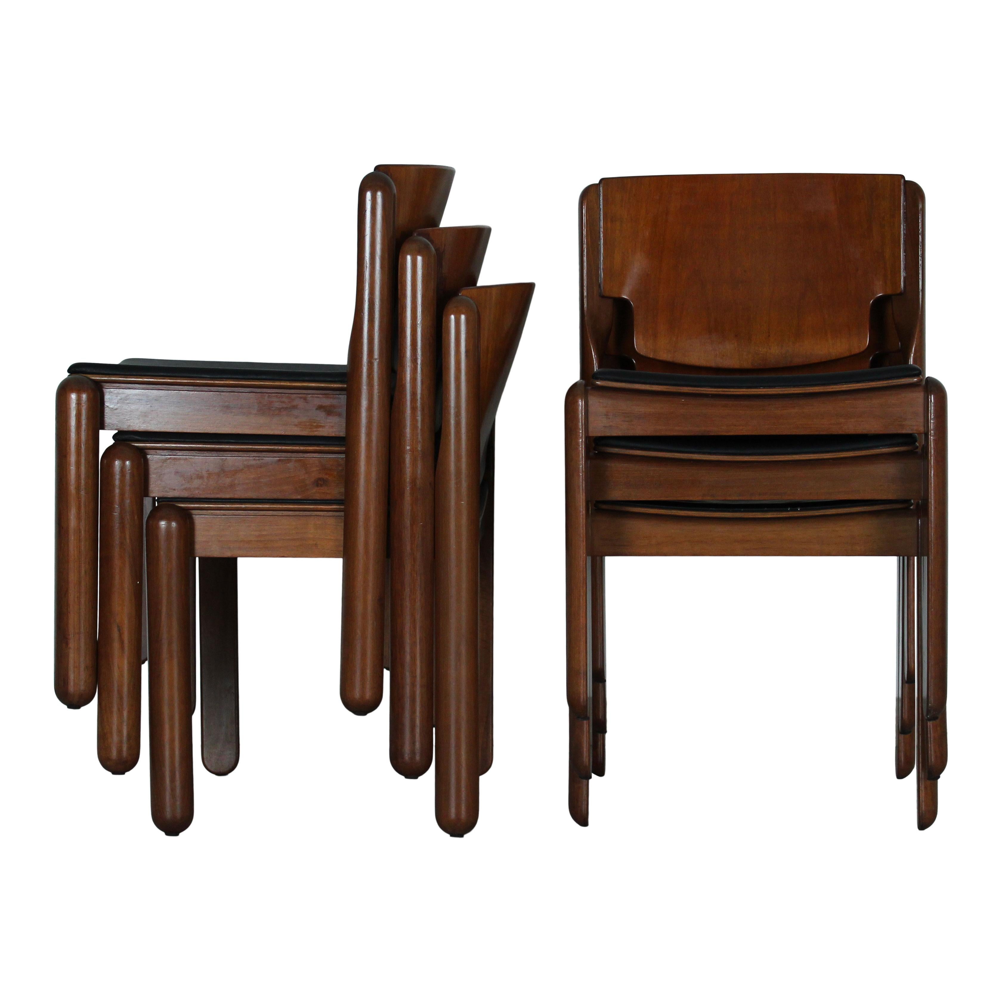 Vico Magistretti Chaise de salle à manger en cuir noir 122 pour Cassina, 1968, ensemble de 6 pièces en vente 4