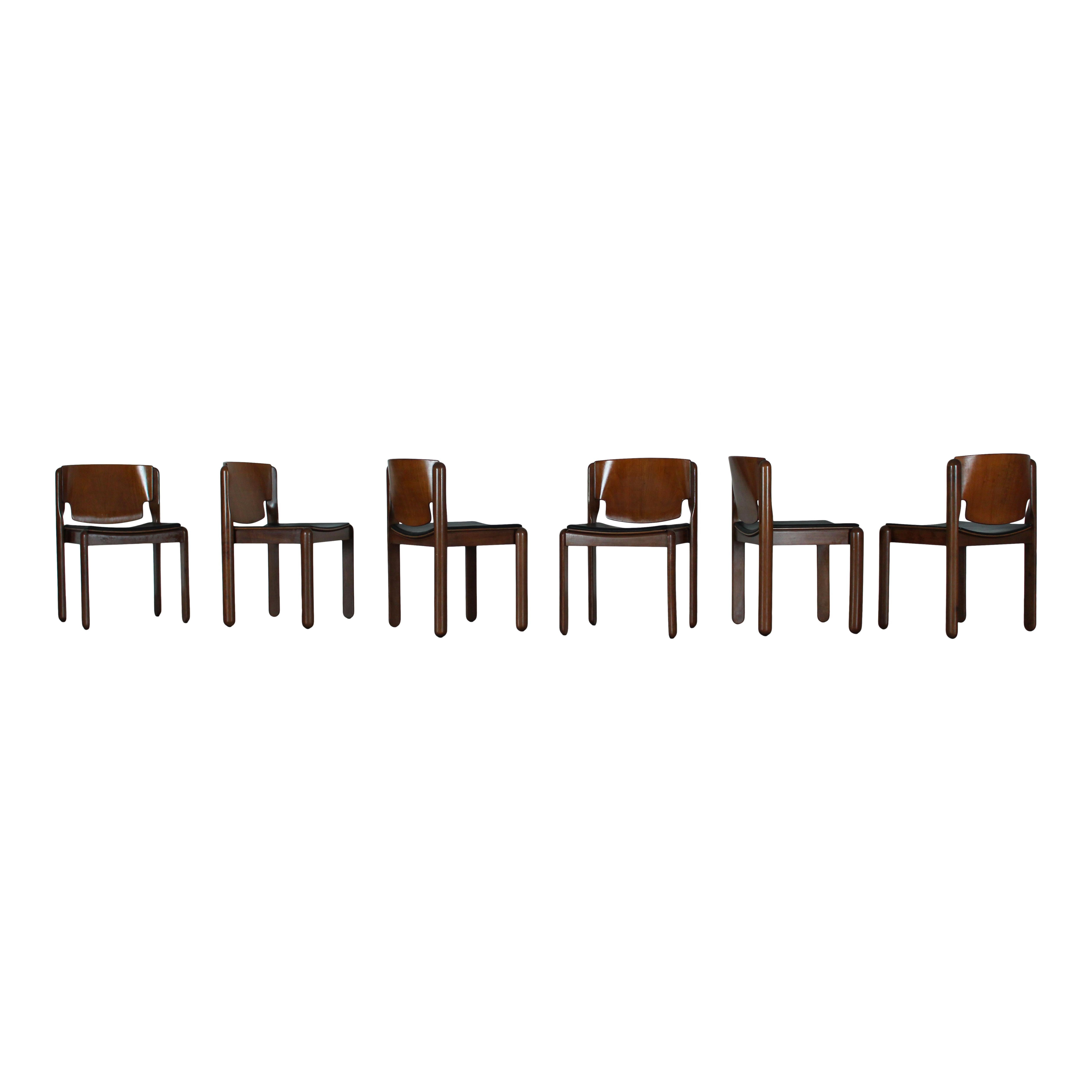 Mid-Century Modern Vico Magistretti Chaise de salle à manger en cuir noir 122 pour Cassina, 1968, ensemble de 6 pièces en vente