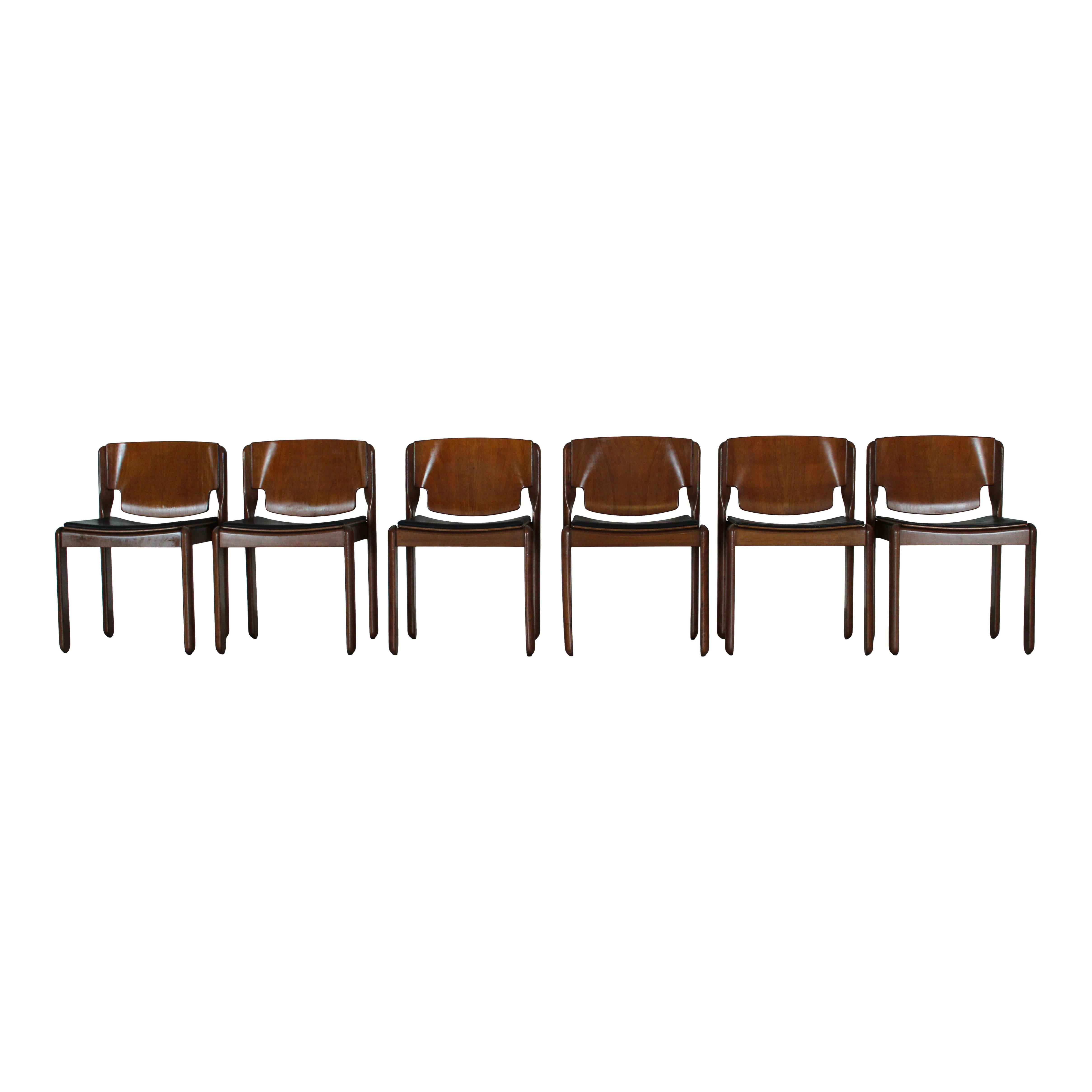 Cuir Vico Magistretti Chaise de salle à manger en cuir noir 122 pour Cassina, 1968, ensemble de 6 pièces en vente