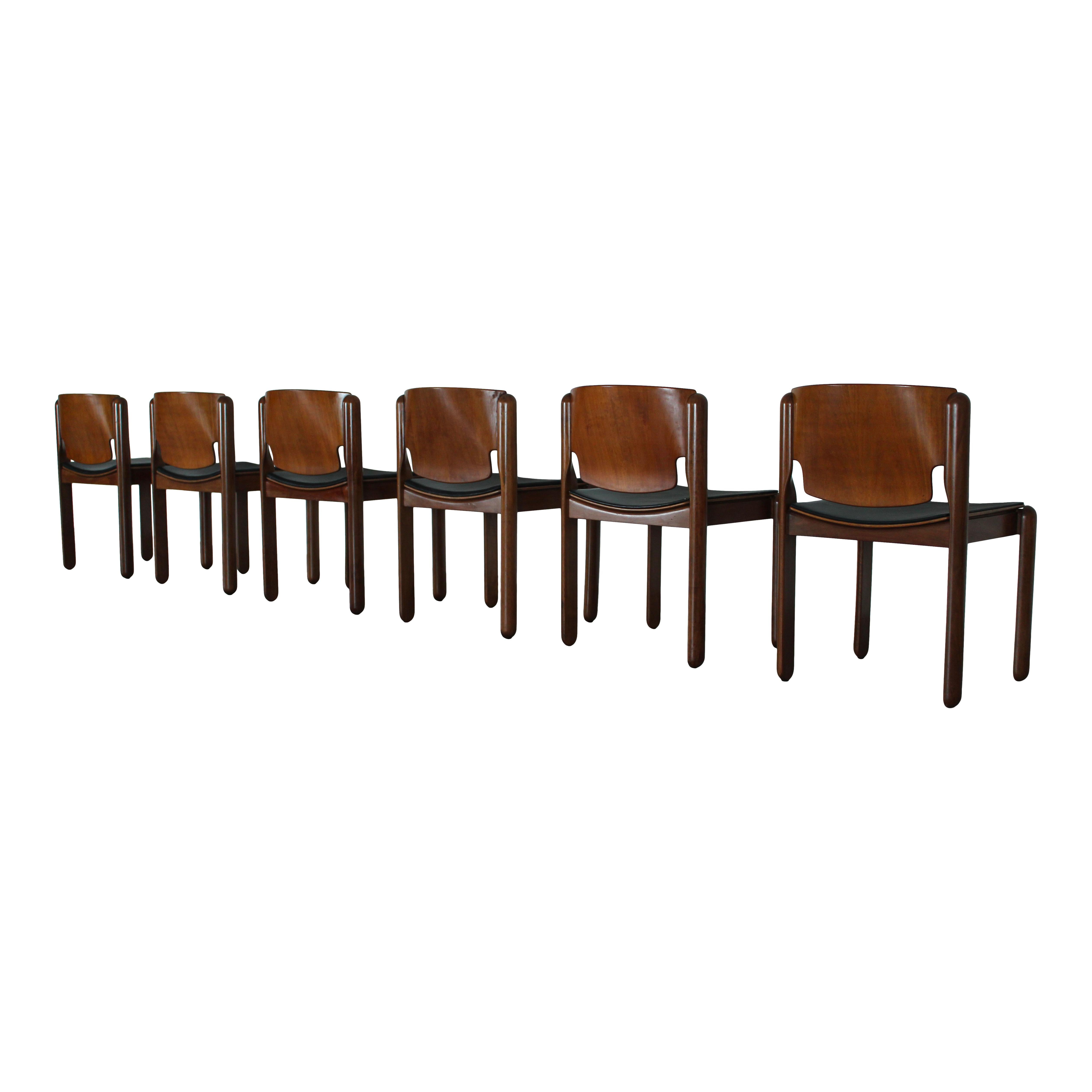 Vico Magistretti Chaise de salle à manger en cuir noir 122 pour Cassina, 1968, ensemble de 6 pièces en vente 1