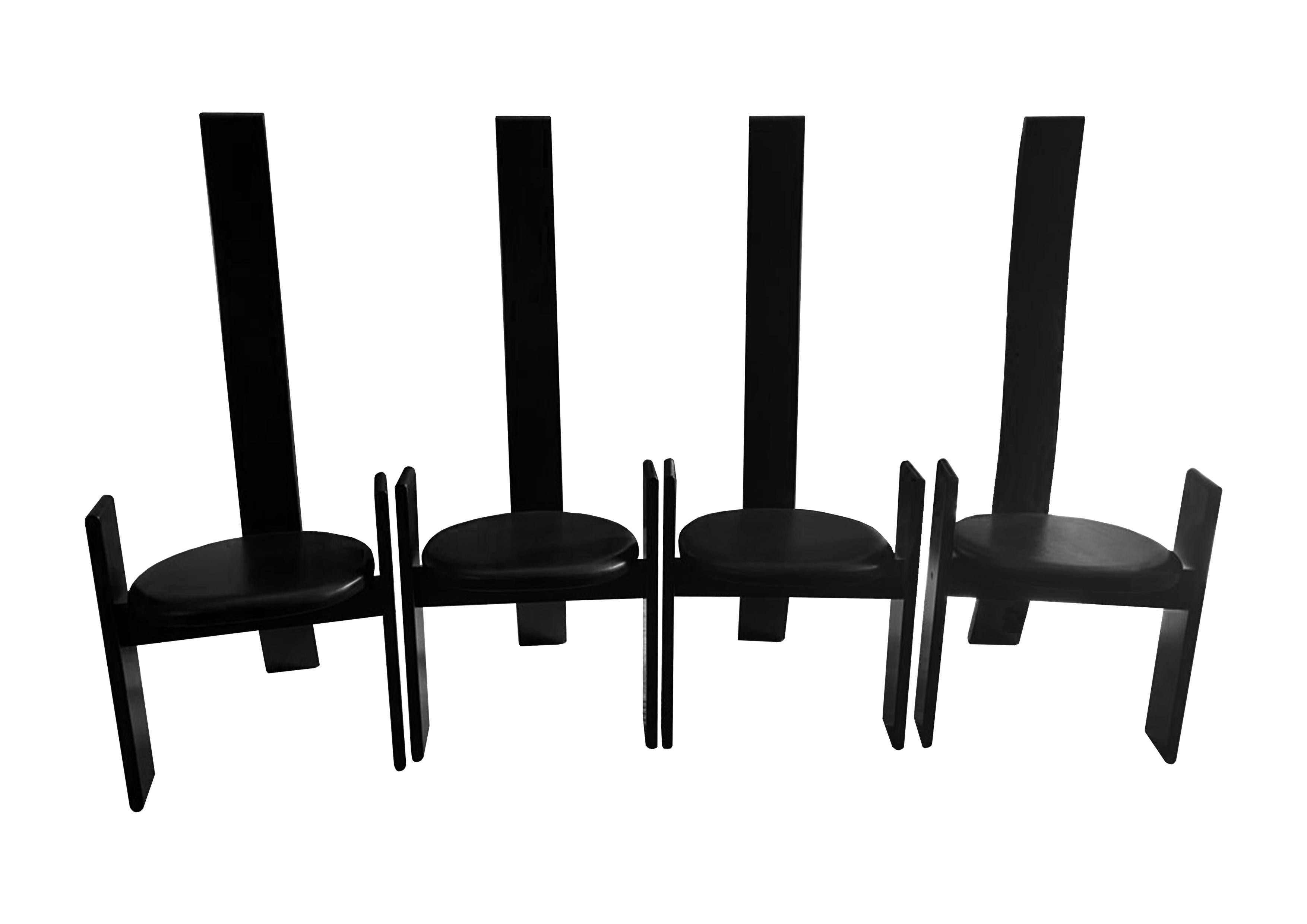 Italiano Sedie da pranzo Golem in pelle nera di Vico Magistretti per Pozzi, 1968, set da 8 in vendita