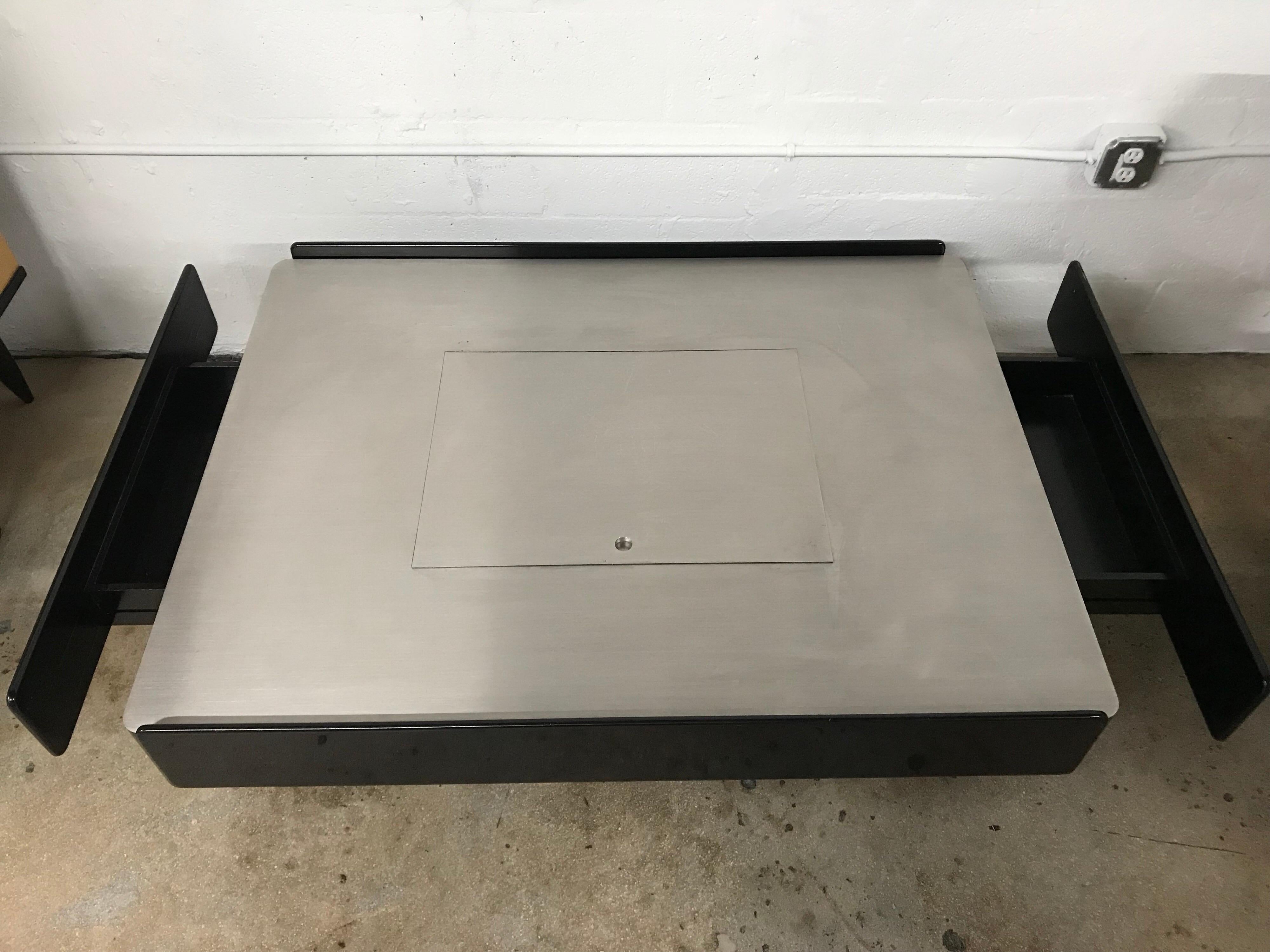 Lacquered Vico Magistretti 