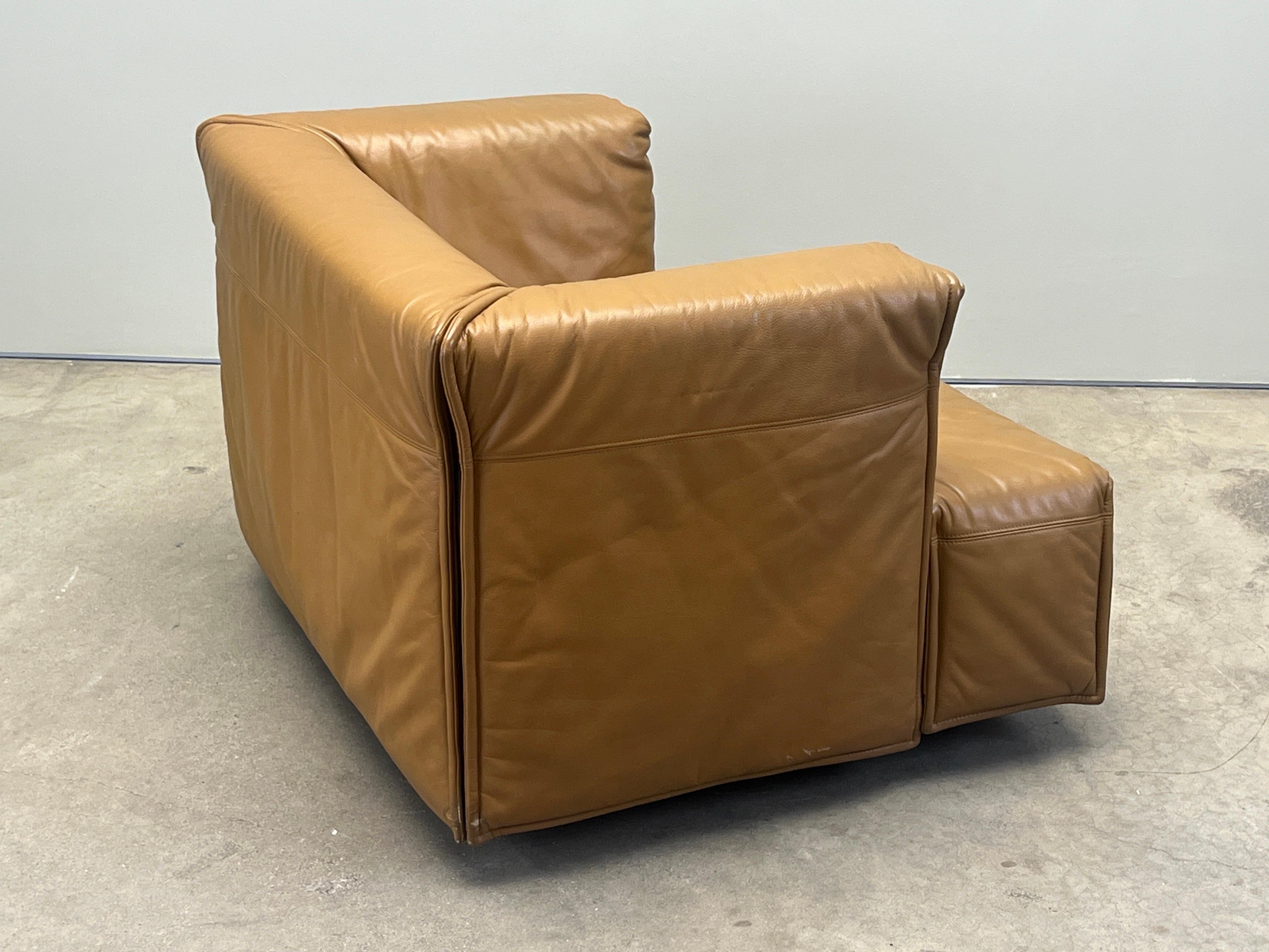 Vico Magistretti Cardigan Lounge Chair for Cassina 3