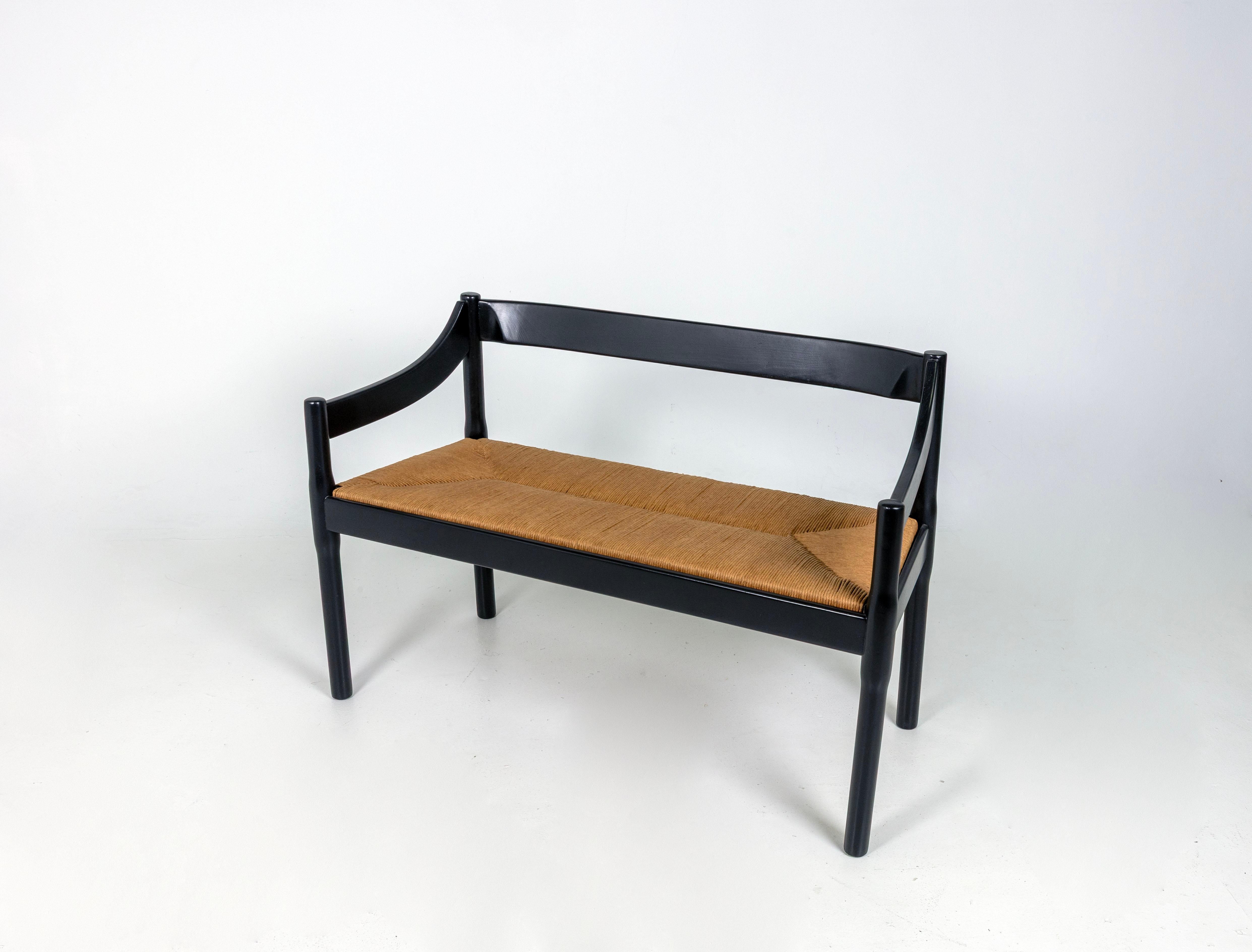 Vico Magistretti „Carimate“ Bank für Cassina, schwarz, Binsen (Italienisch) im Angebot