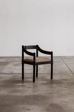 Sedia "Carimate" di Vico Magistretti per Cassina, lana d'alpaca color taupe, 1960