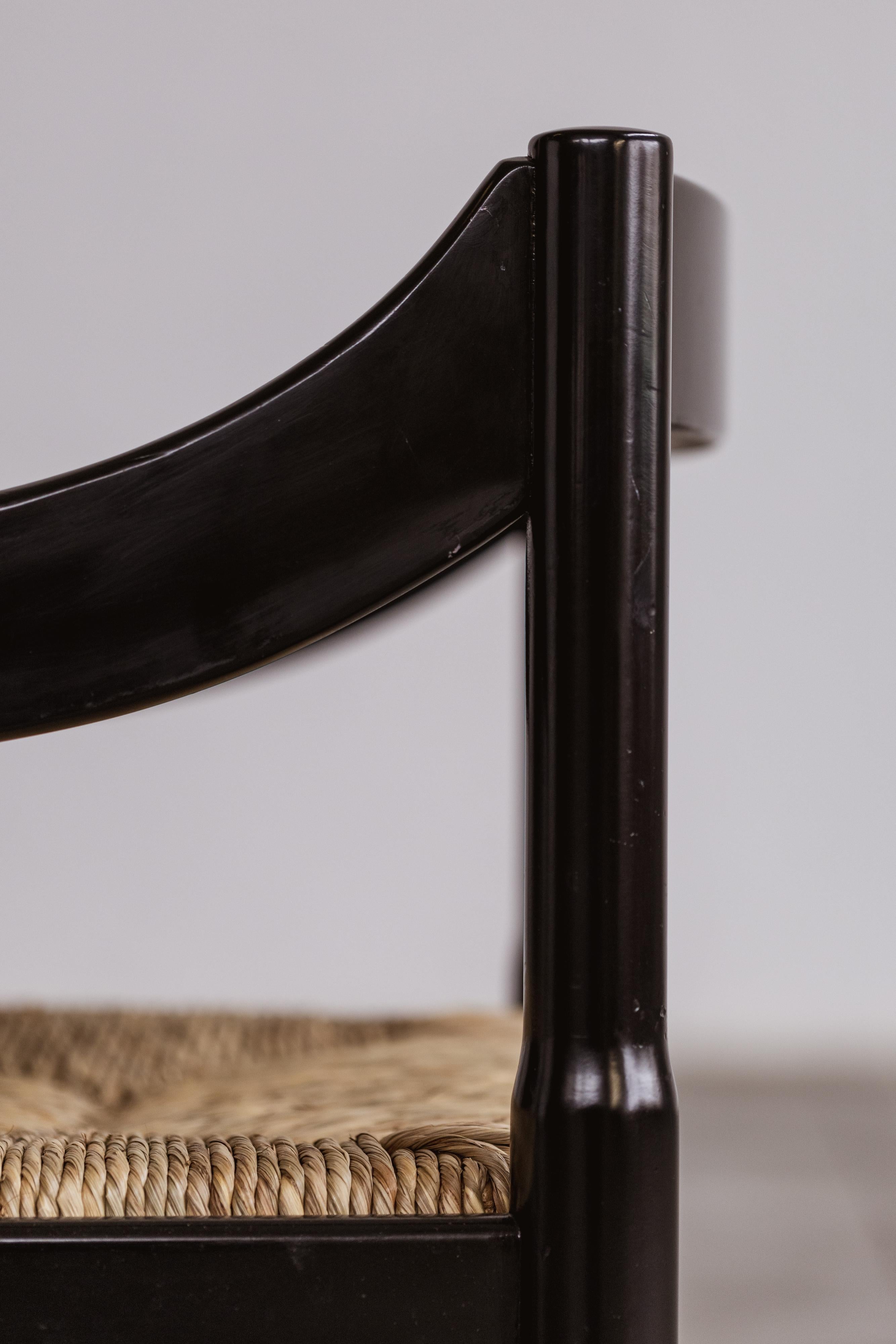 Vico Magistretti “Carimate” Chair for Cassina, Black Wood, 1960 For Sale 5