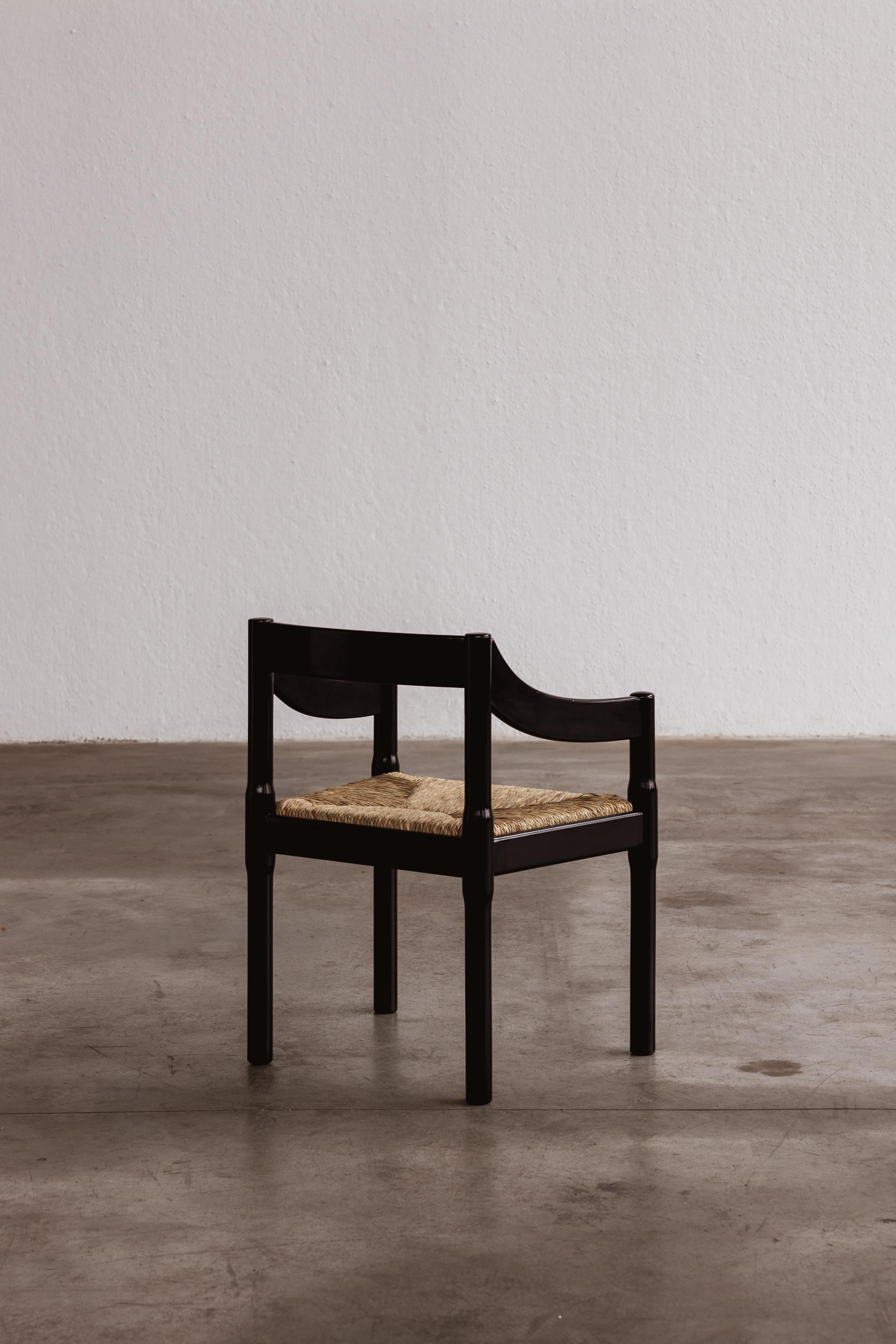 Vico Magistretti “Carimate” Chair for Cassina, Black Wood, 1960 In Good Condition For Sale In Lonigo, Veneto