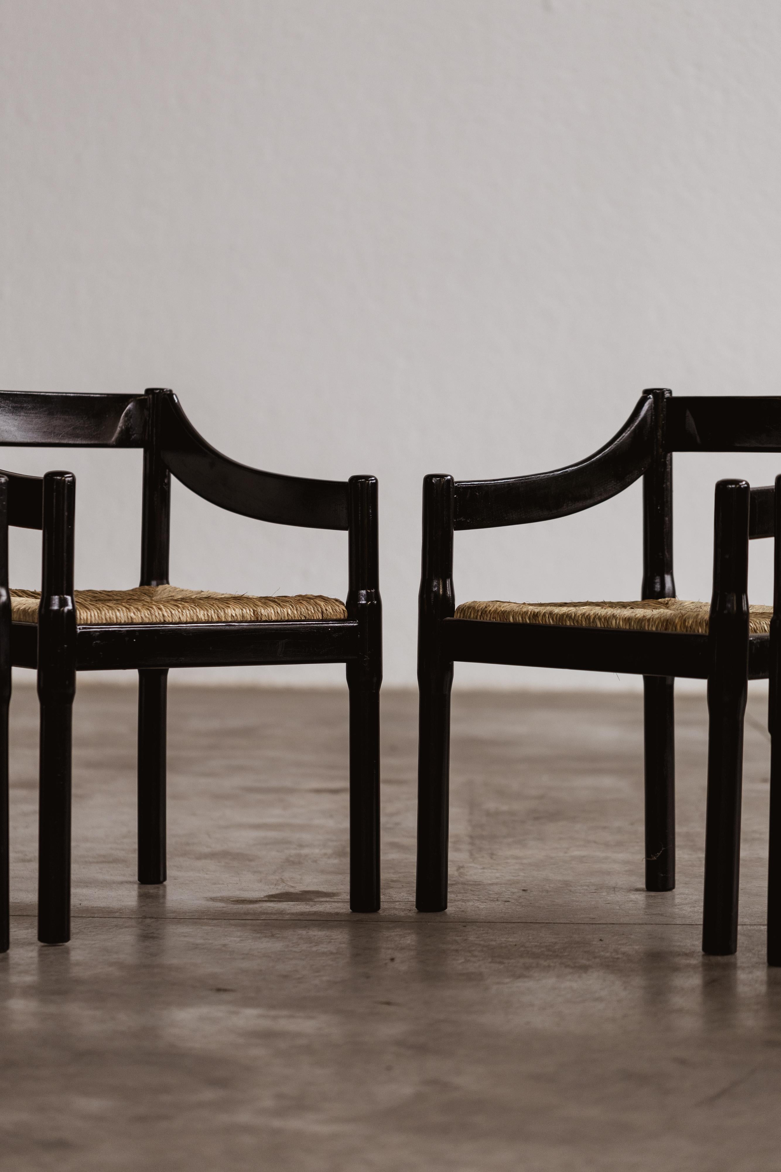 Vico Magistretti Carimate Stühle für Cassina, Schwarzes Holz, 1960, 2er Set im Angebot 6