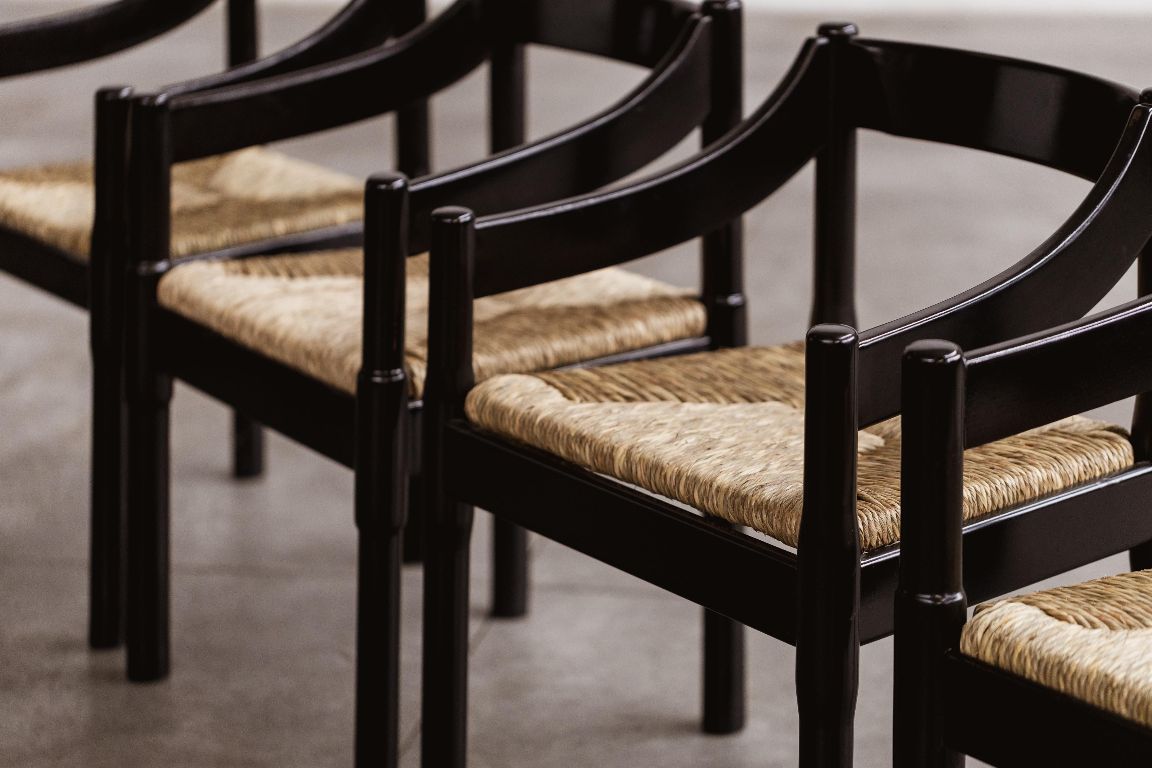 Vico Magistretti “Carimate” Chairs for Cassina, Black Wood, 1960, set of 6 For Sale 6