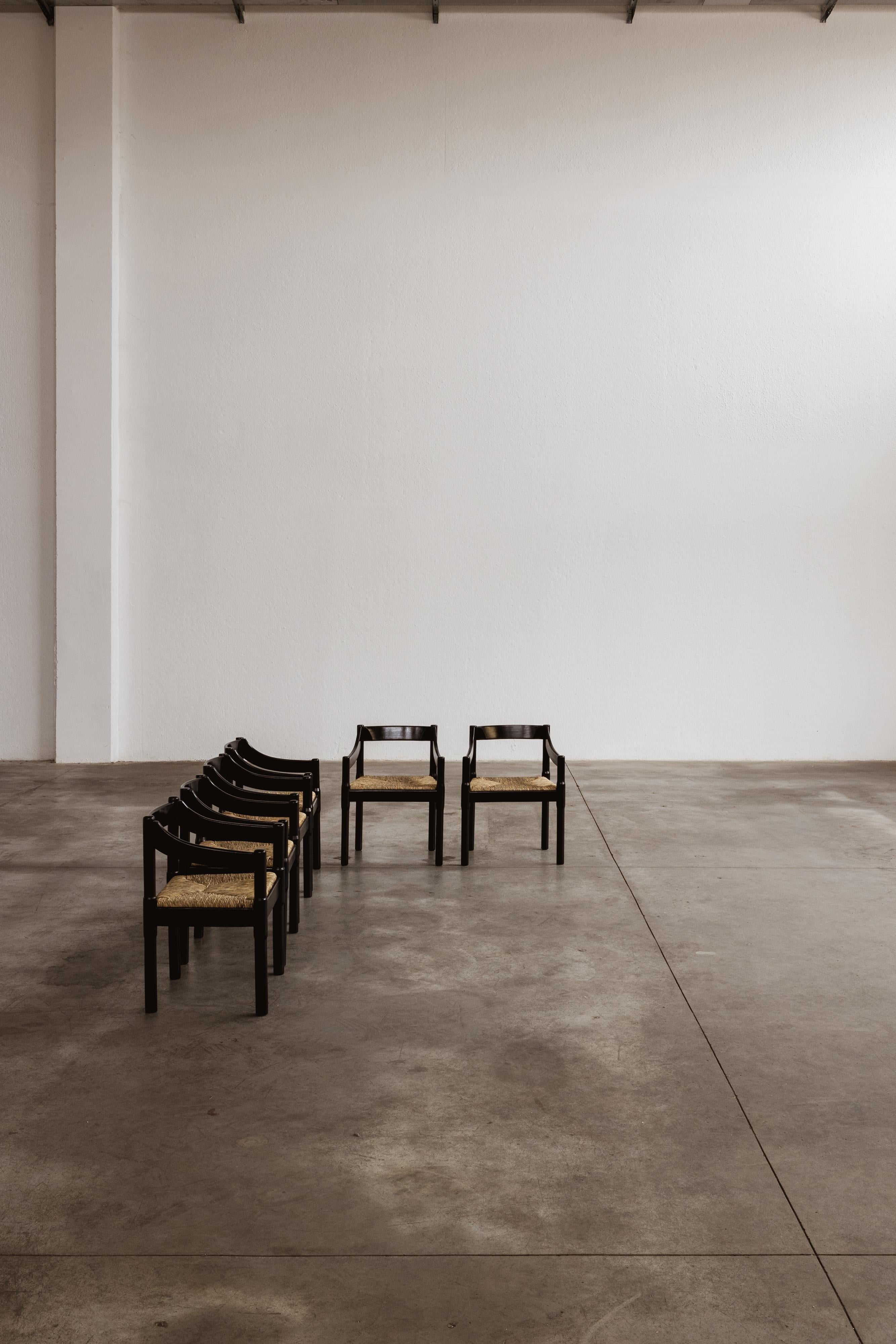 Vico Magistretti “Carimate” Chairs for Cassina, Black Wood, 1960, set of 6 For Sale 11