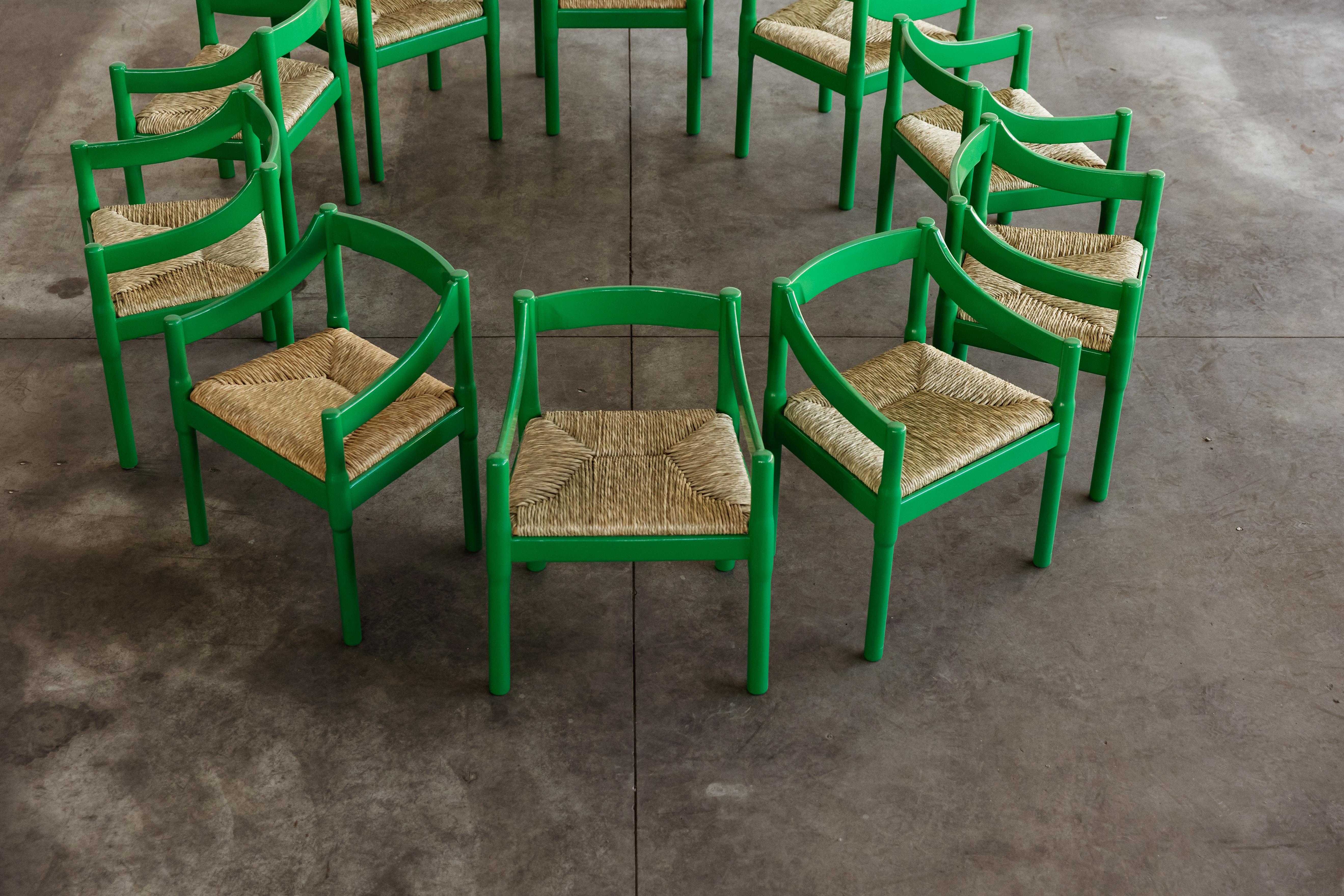 Esszimmerstühle „Carimate“ von Vico Magistretti für Cassina, 1960, 10er-Set im Angebot 8